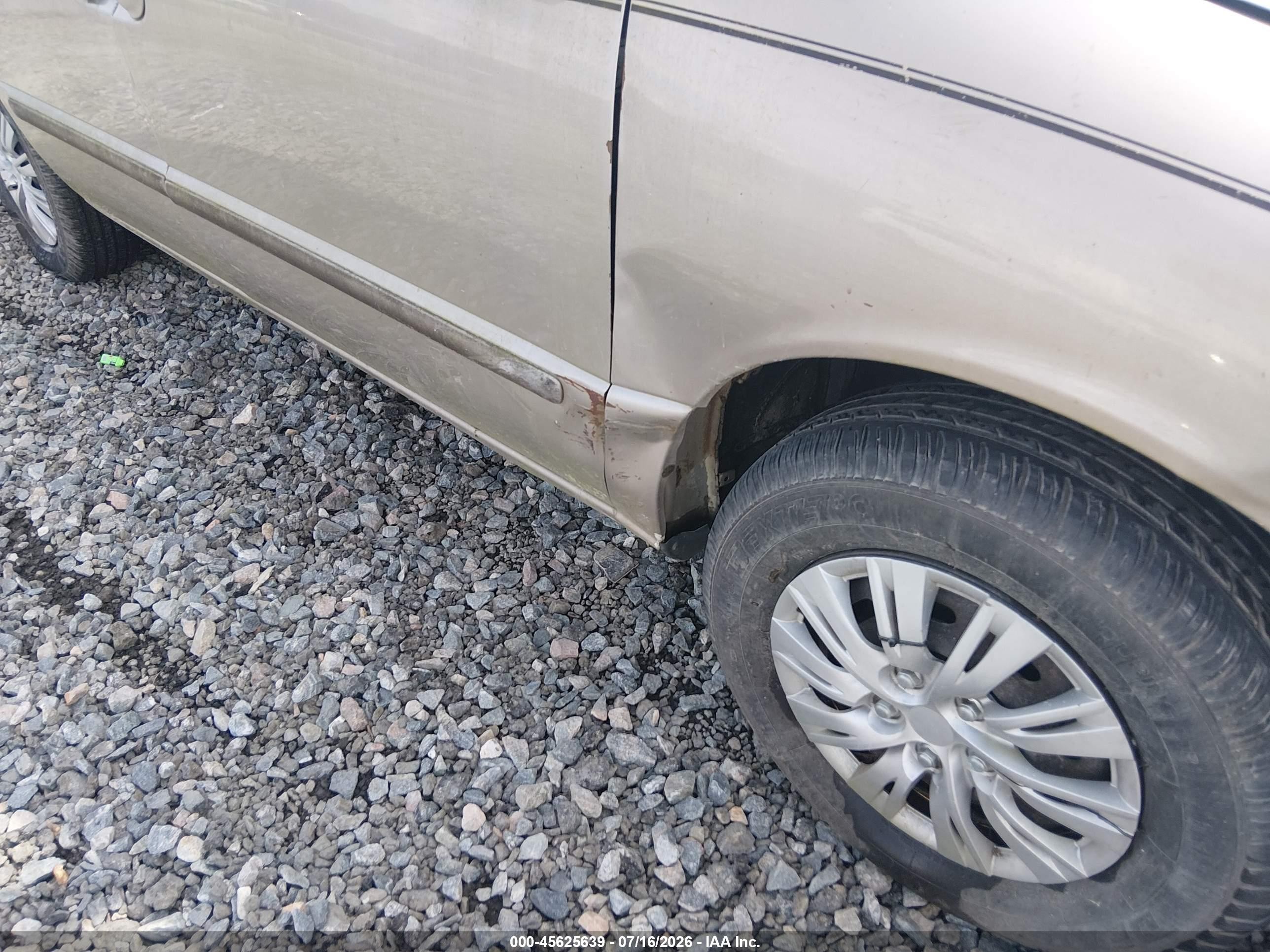 2002 Mercury Villager Value Бежевый vin: 4M2ZV11T72DJ03851