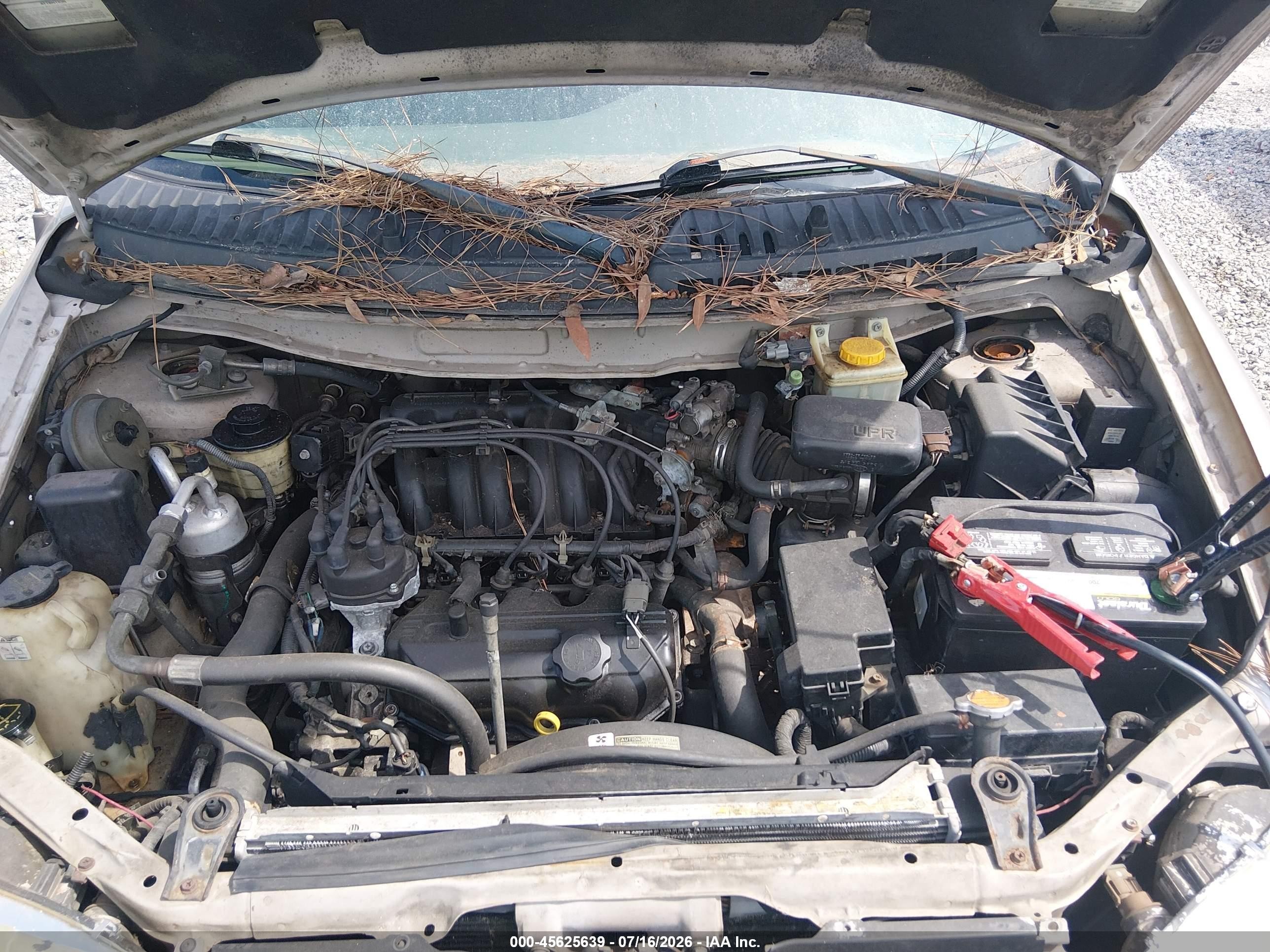 2002 Mercury Villager Value Бежевый vin: 4M2ZV11T72DJ03851