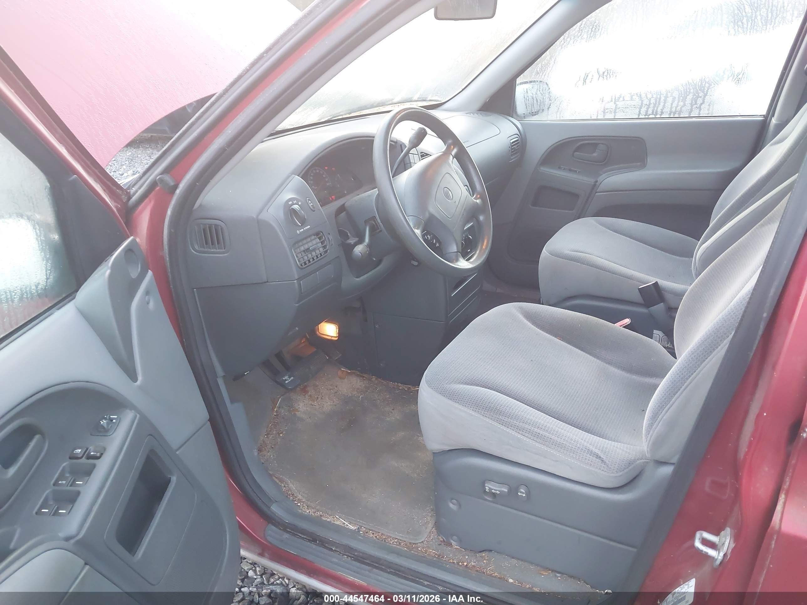 2002 Mercury Villager   Red vin: 4M2ZV11T82DJ14132
