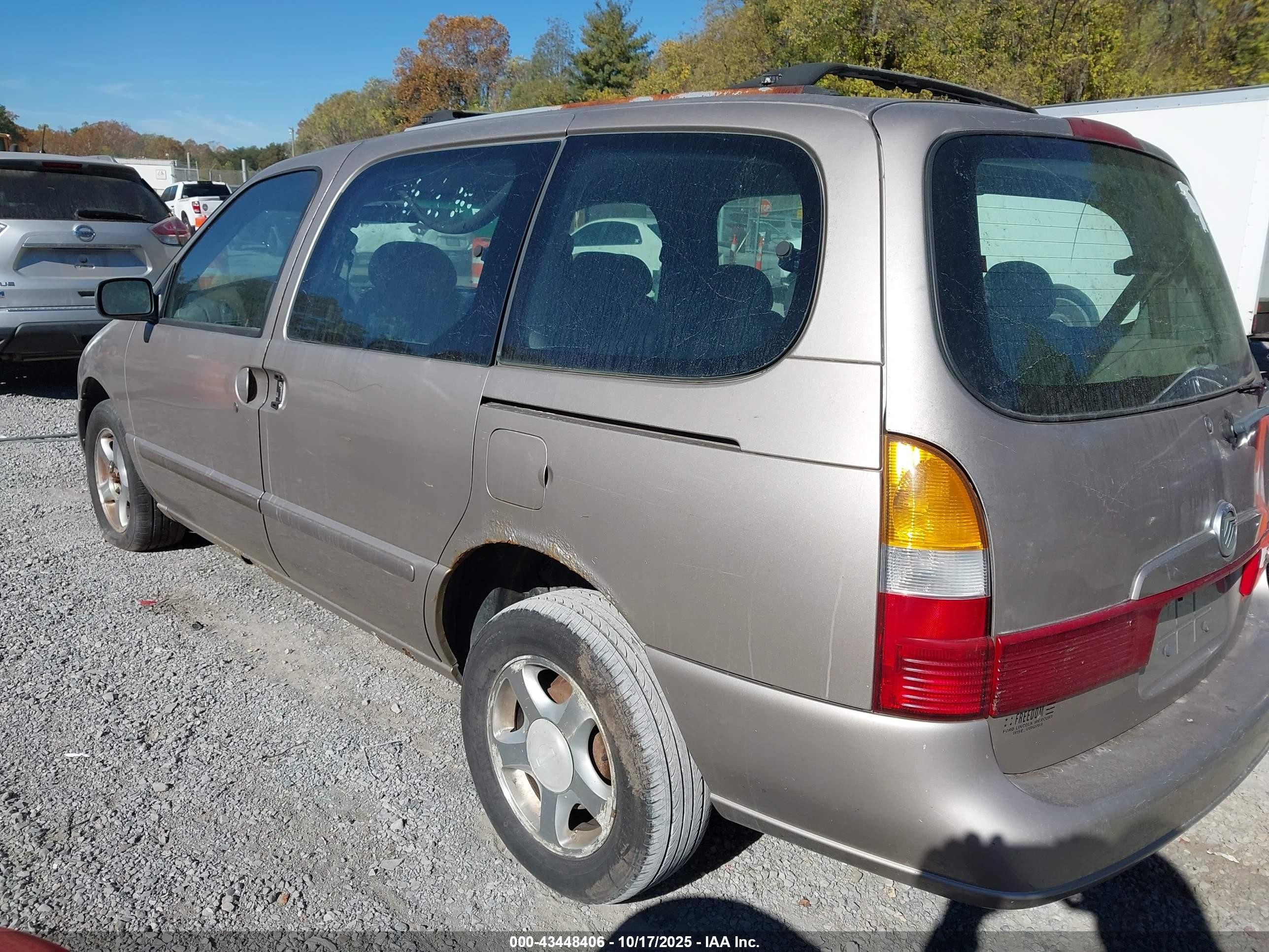 2002 Mercury Villager   Silver vin: 4M2ZV11T92DJ01373