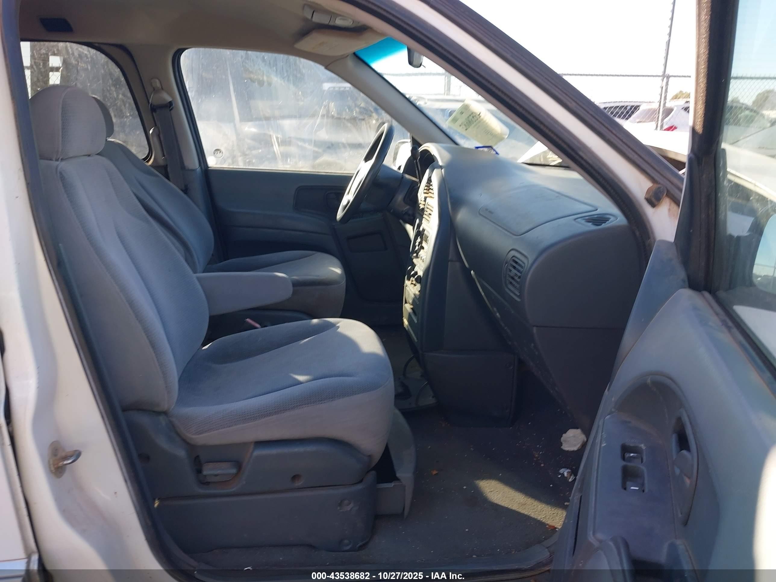 2002 Mercury Villager   White vin: 4M2ZV11TX2DJ05786