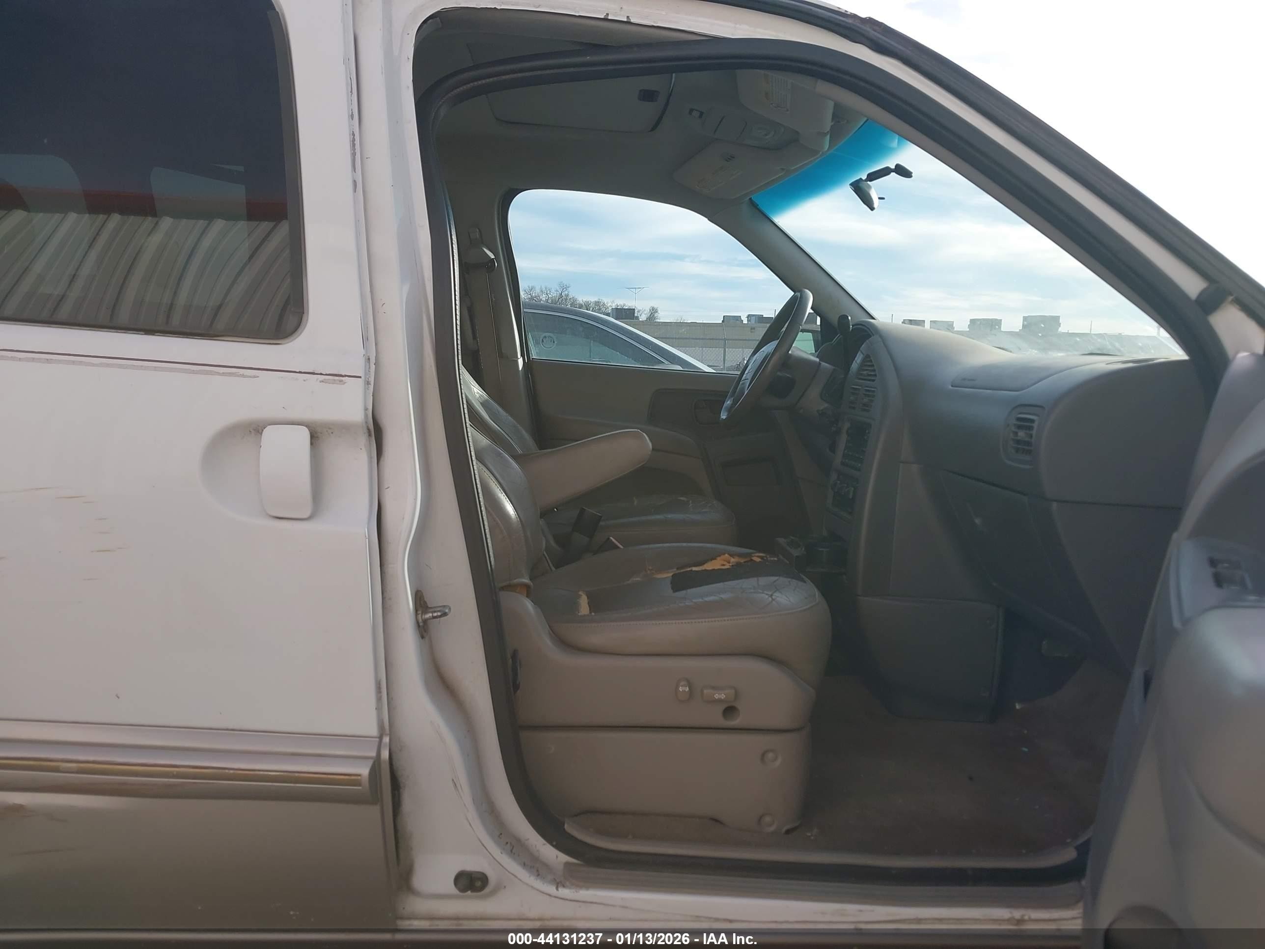 2002 Mercury Villager Estate White vin: 4M2ZV14T62DJ17431