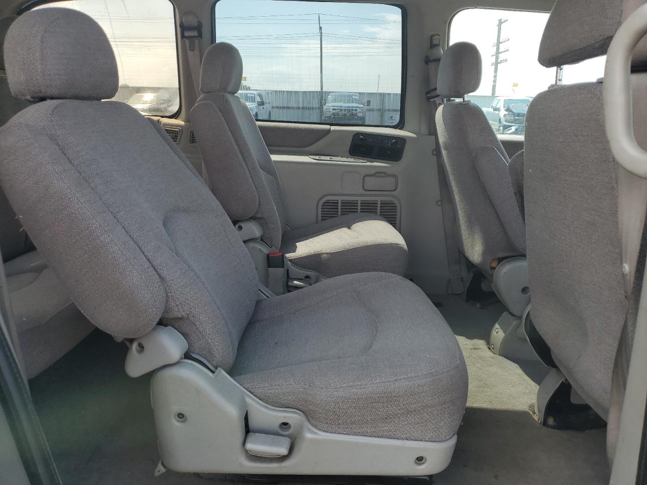 1997 Nissan Quest Xe Silver vin: 4N2DN1114VD818165