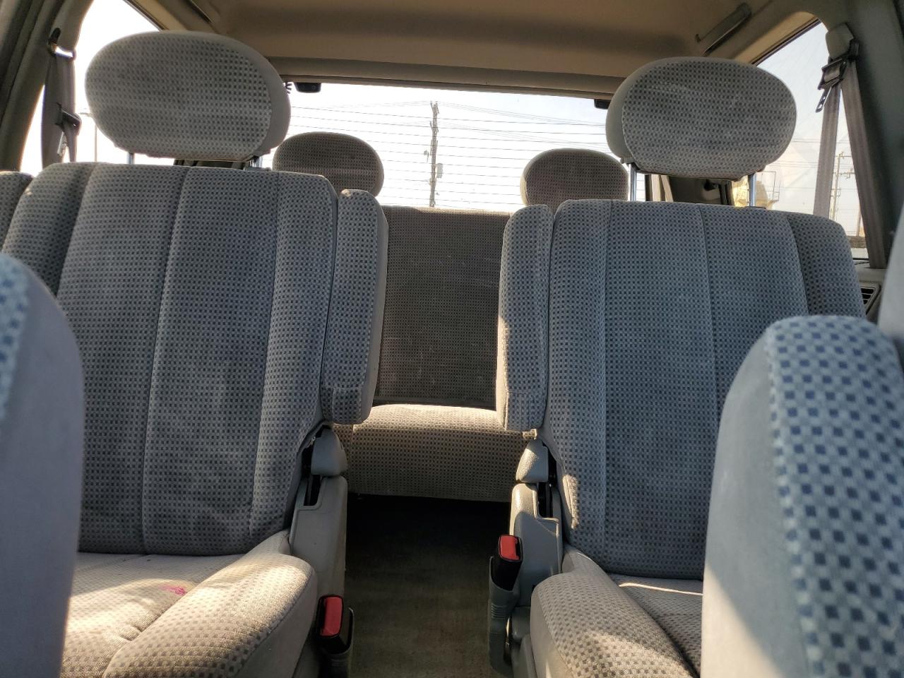 1994 Nissan Quest Xe   Silver vin: 4N2DN11W2RD815542