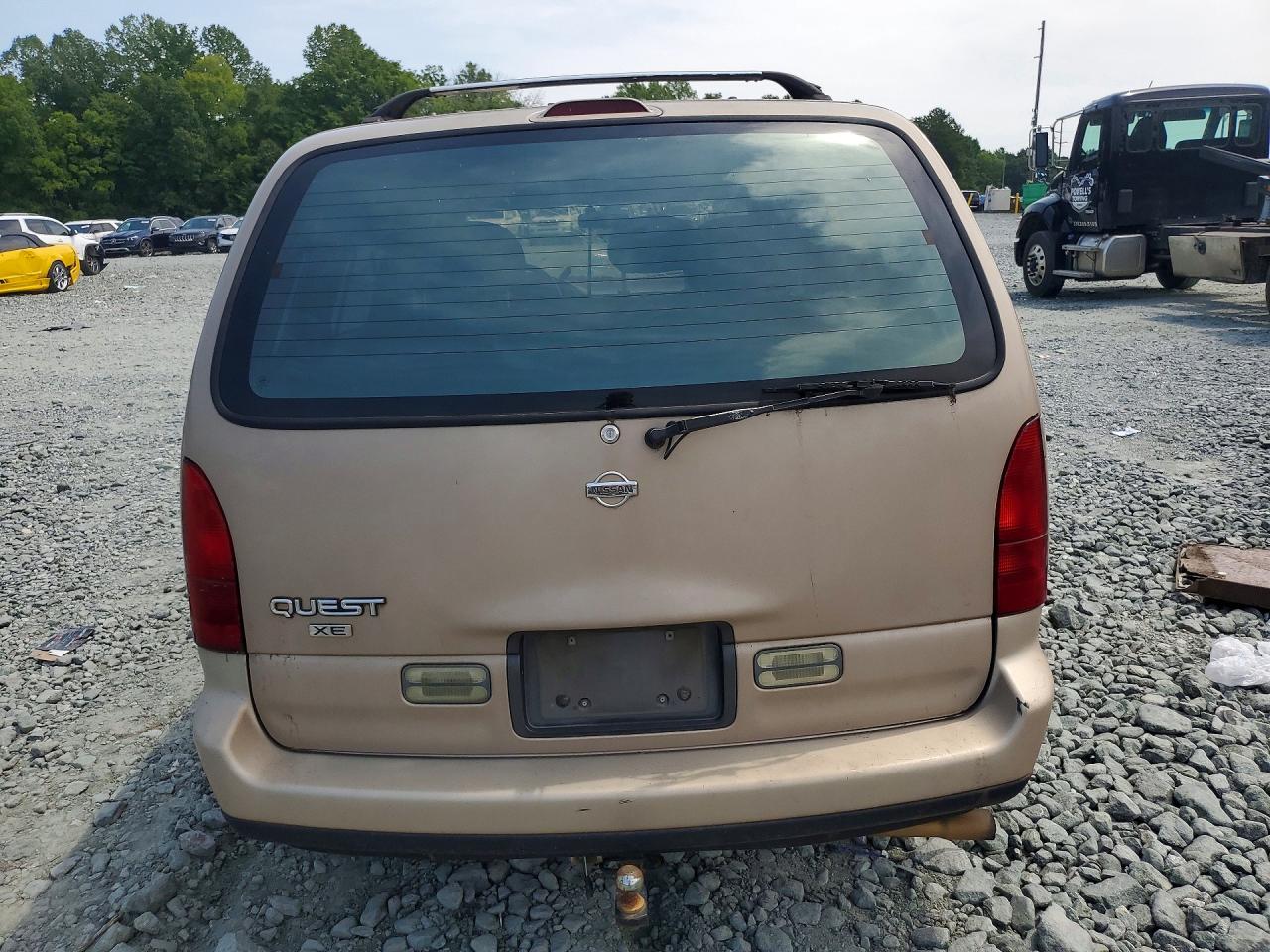 1994 Nissan Quest Xe Gold vin: 4N2DN11W2RD832695