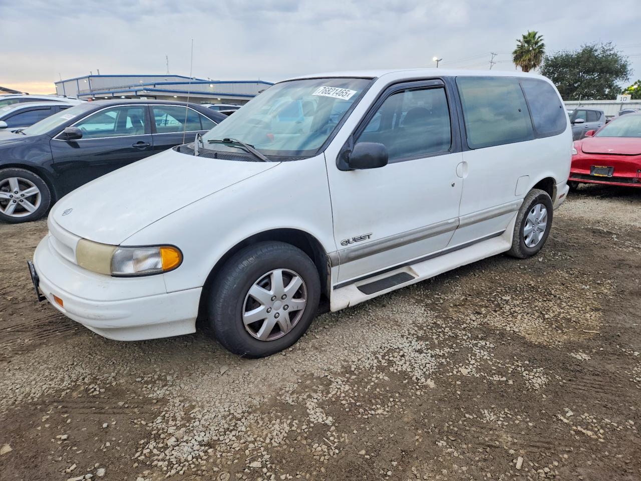 1995 Nissan Quest Xe White vin: 4N2DN11W4SD863534