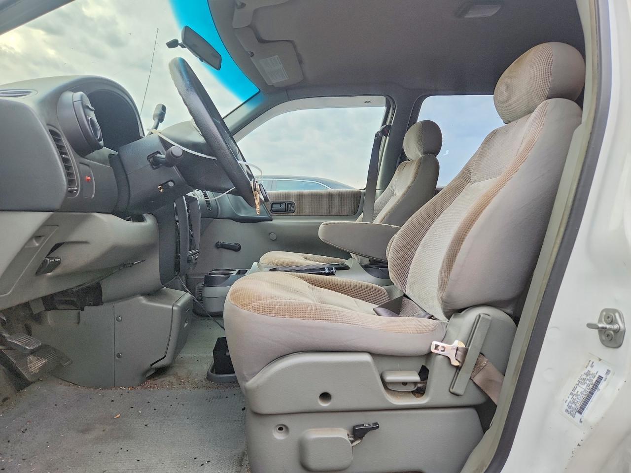 1995 Nissan Quest Xe White vin: 4N2DN11W4SD863534
