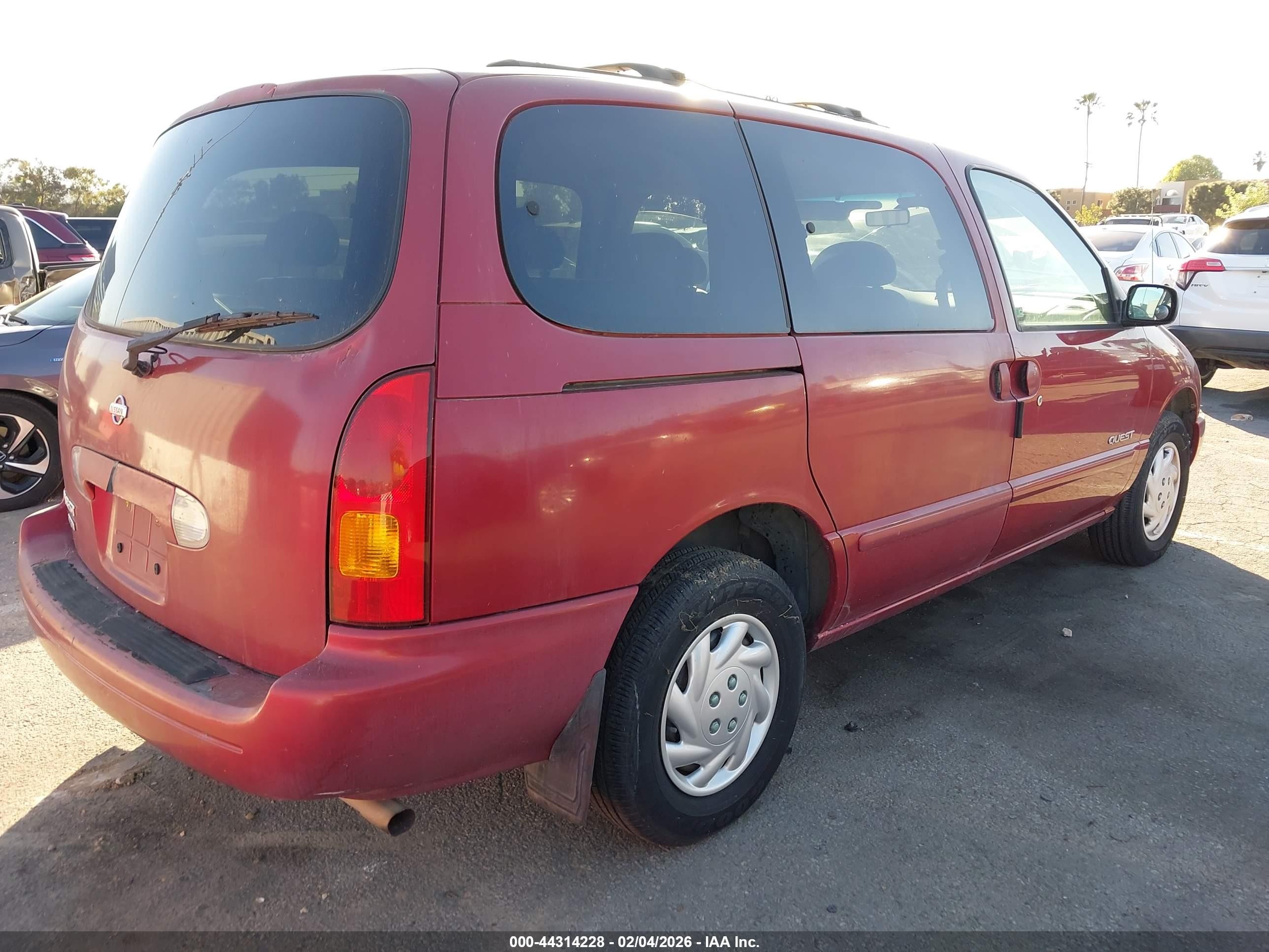 1999 Nissan Quest Gle/gxe/se Red vin: 4N2XN11T0XD803325