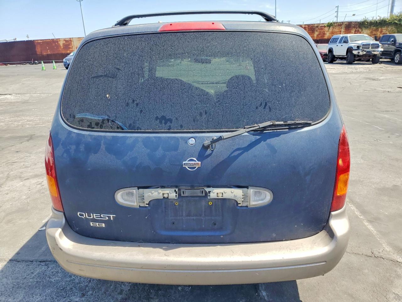 2000 Nissan Quest Gxe Blue vin: 4N2XN11T3YD804325