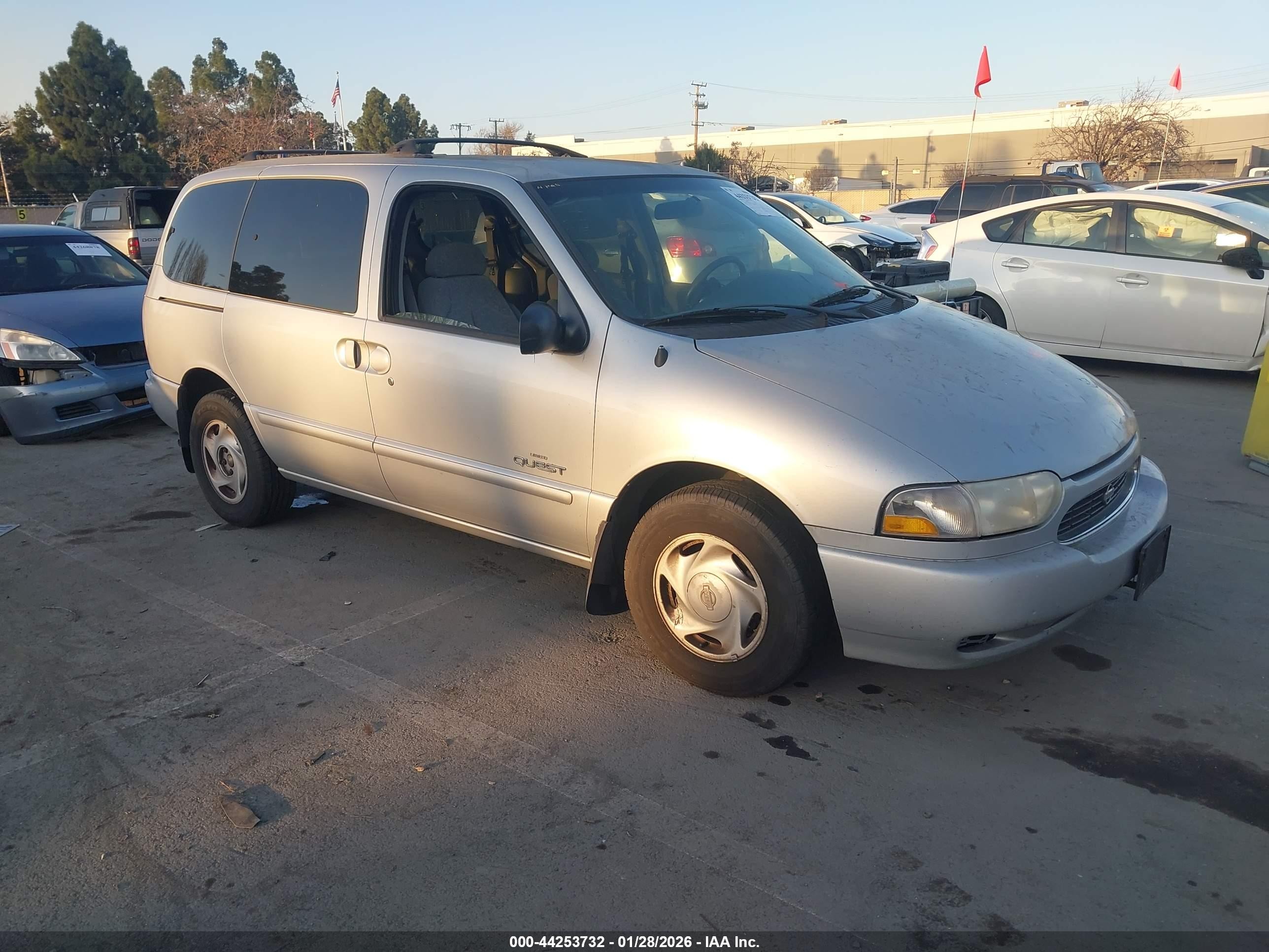 1999 Nissan Quest Gle/gxe/se Silver vin: 4N2XN11T8XD832183