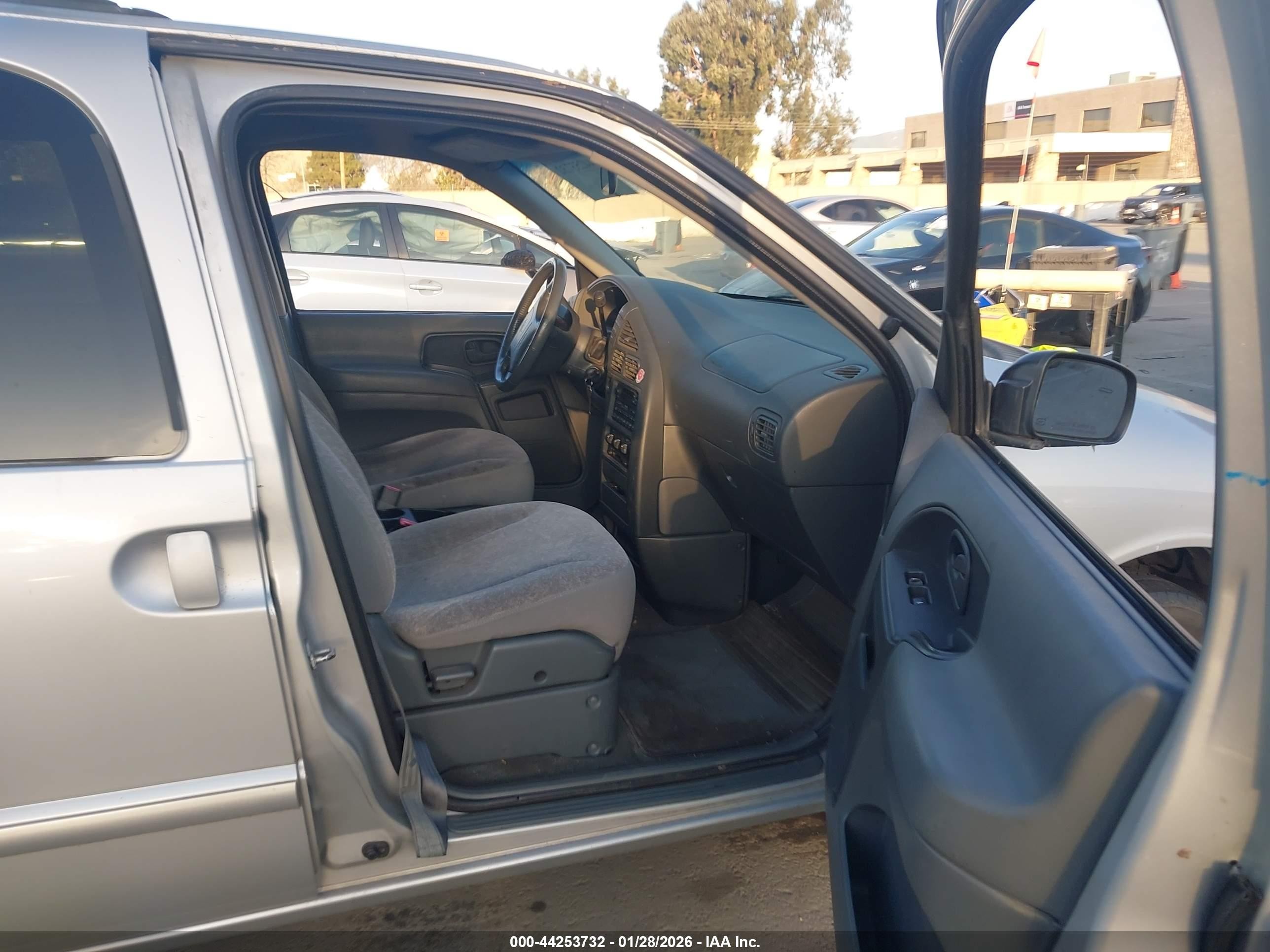 1999 Nissan Quest Gle/gxe/se Silver vin: 4N2XN11T8XD832183