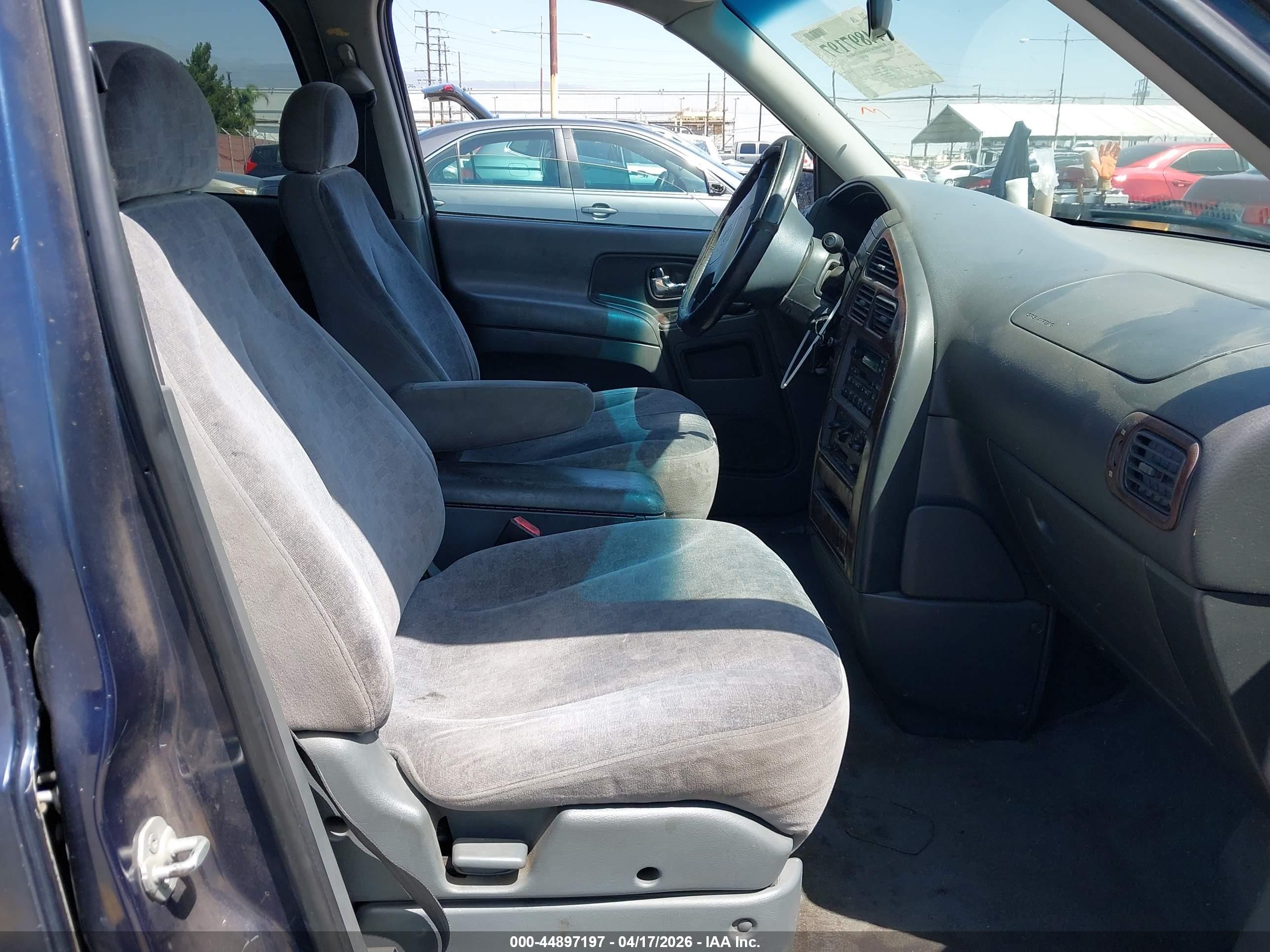 2001 Nissan Quest Gxe Черный vin: 4N2ZN15T01D808664