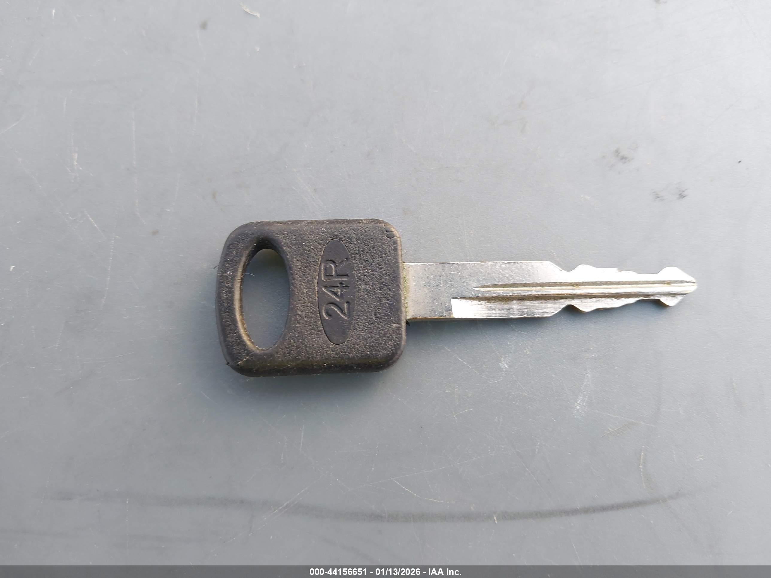 2002 Nissan Quest Gxe Красный vin: 4N2ZN15T52D811738