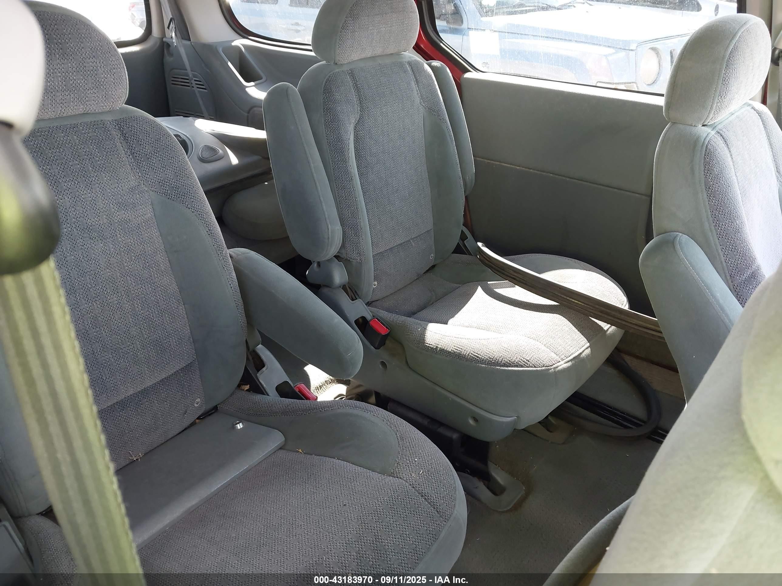 2001 Nissan Quest Se Red vin: 4N2ZN16T21D829000