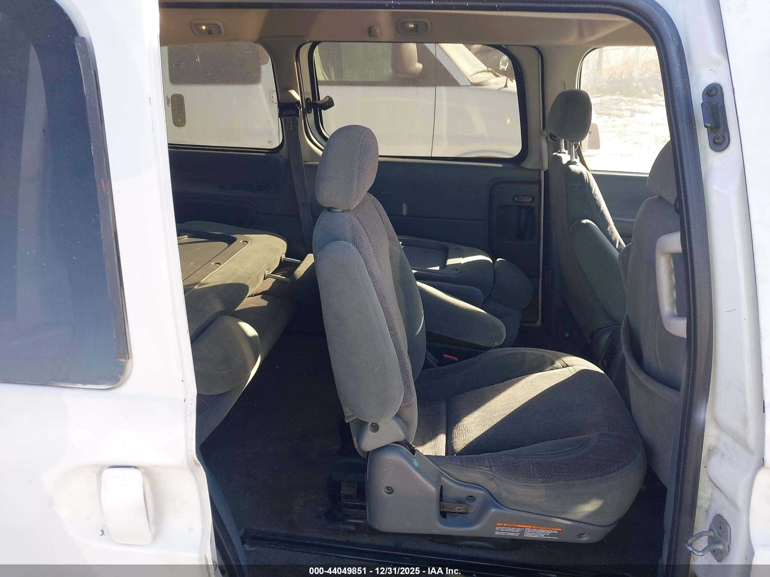 2001 Nissan Quest Se White vin: 4N2ZN16T81D813528