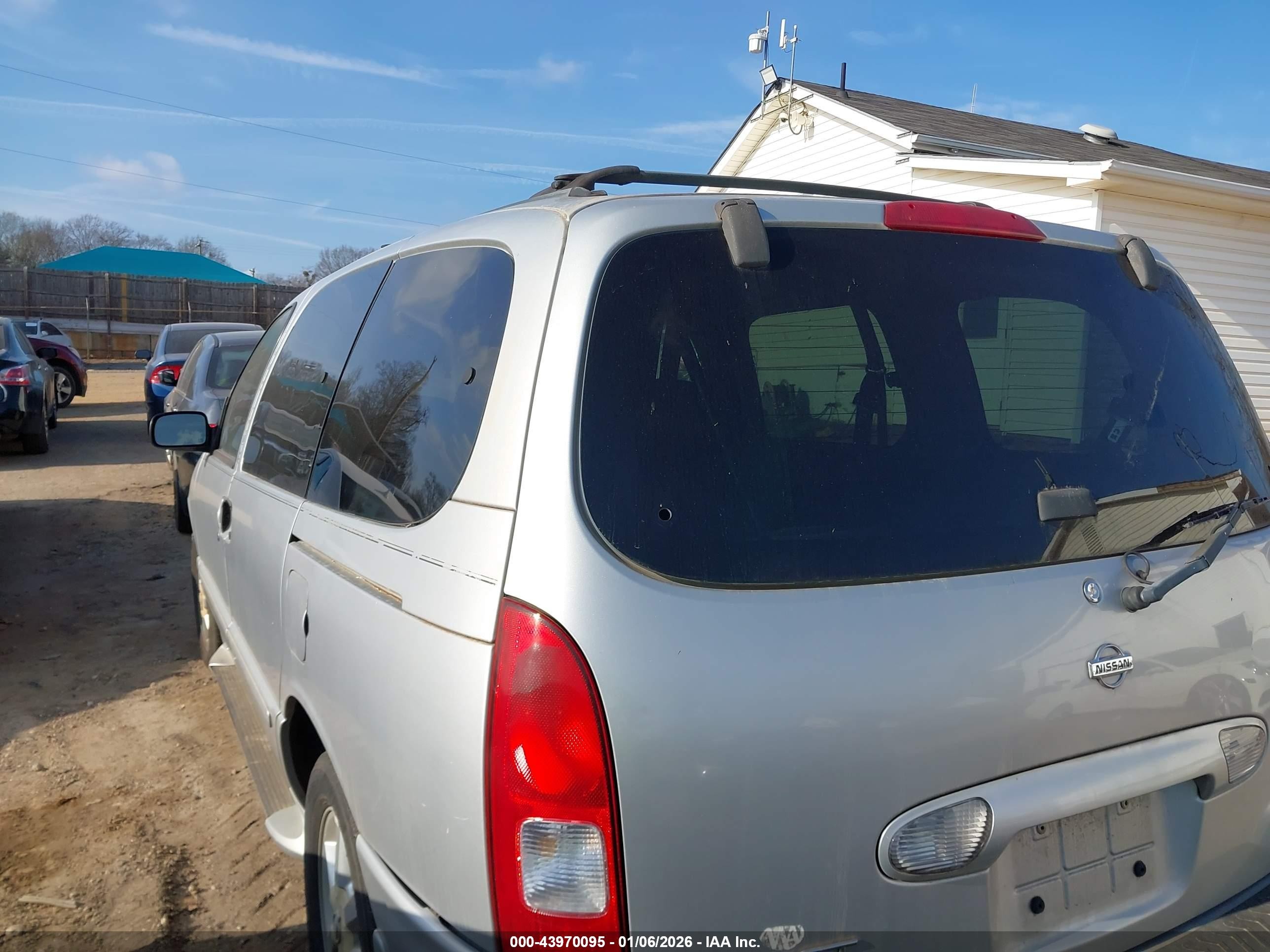2002 Nissan Quest Gle Silver vin: 4N2ZN17TX2D813059