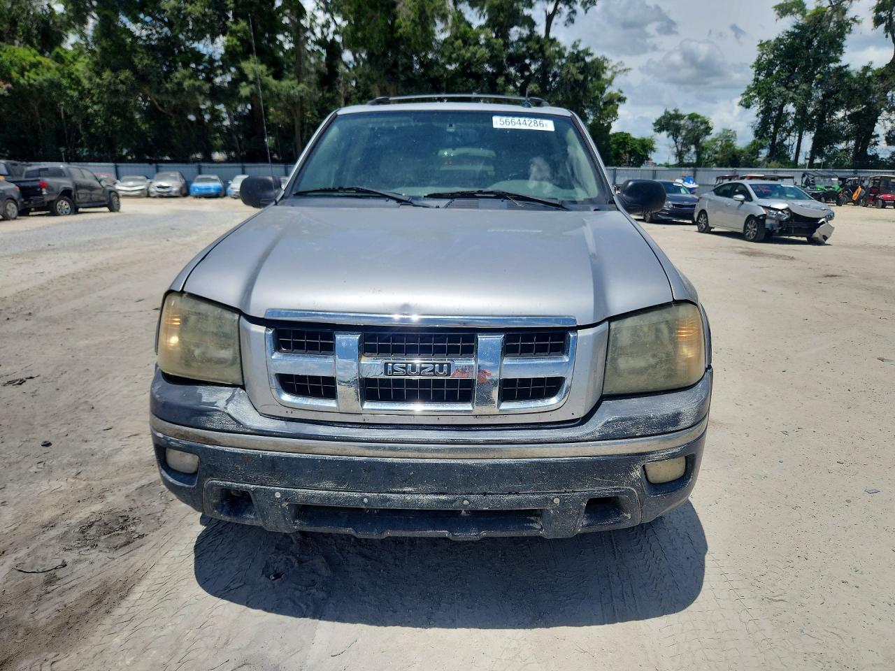 2005 Isuzu Ascender S Silver vin: 4NUDS13S852701996
