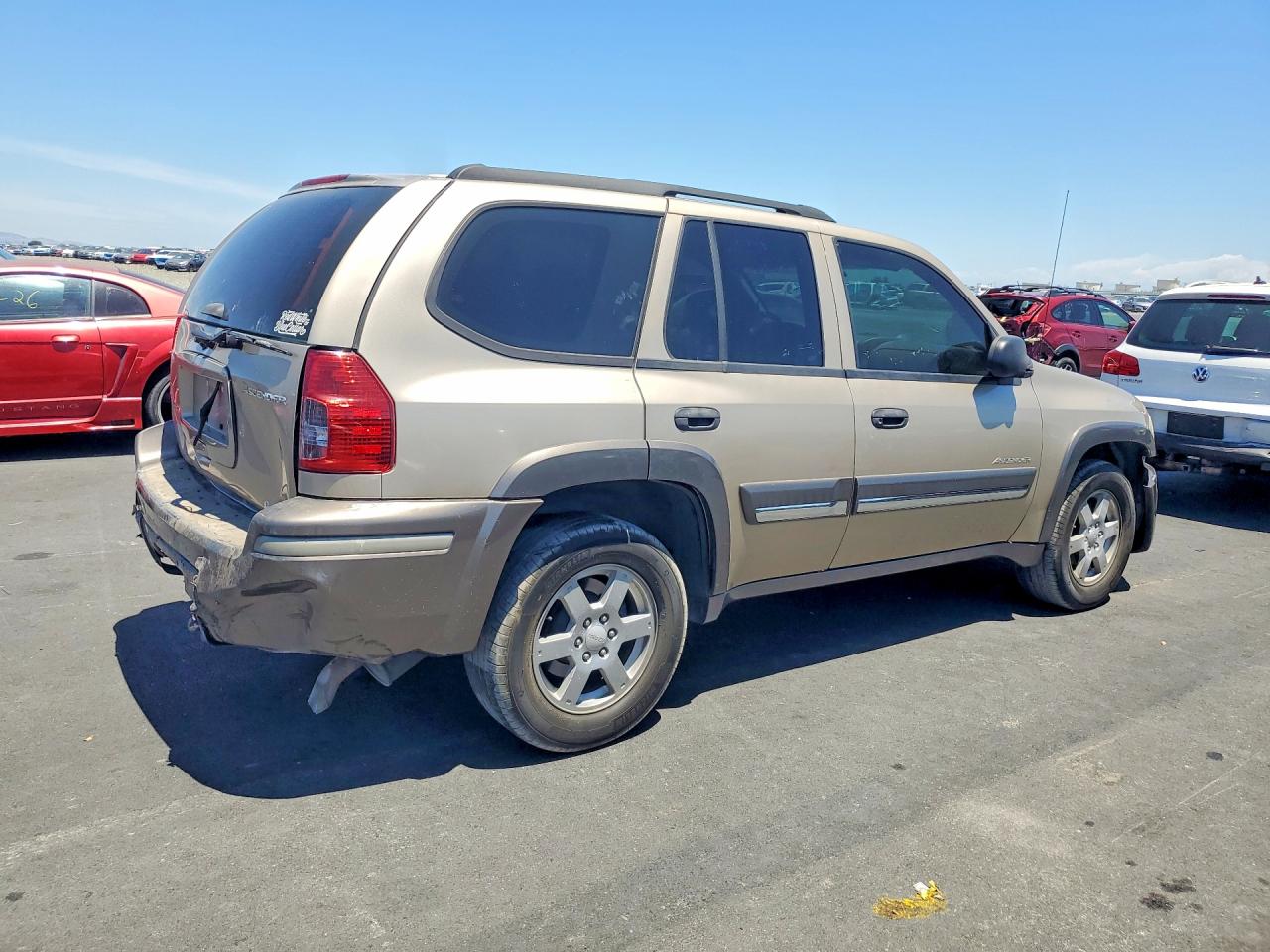 2004 Isuzu Ascender S Gold vin: 4NUDS13S942100644