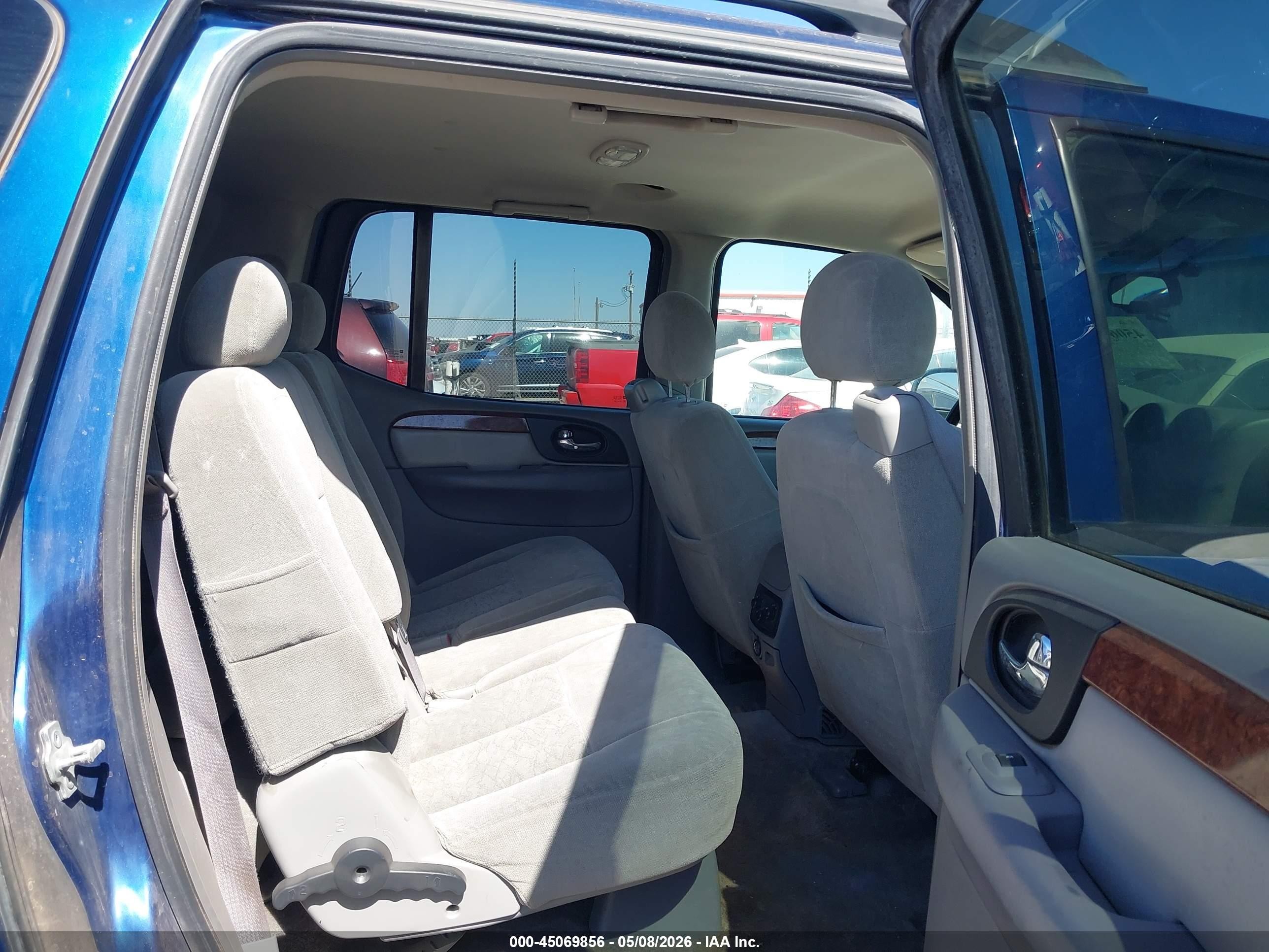 2006 Isuzu Ascender S Blue vin: 4NUES16S166700067