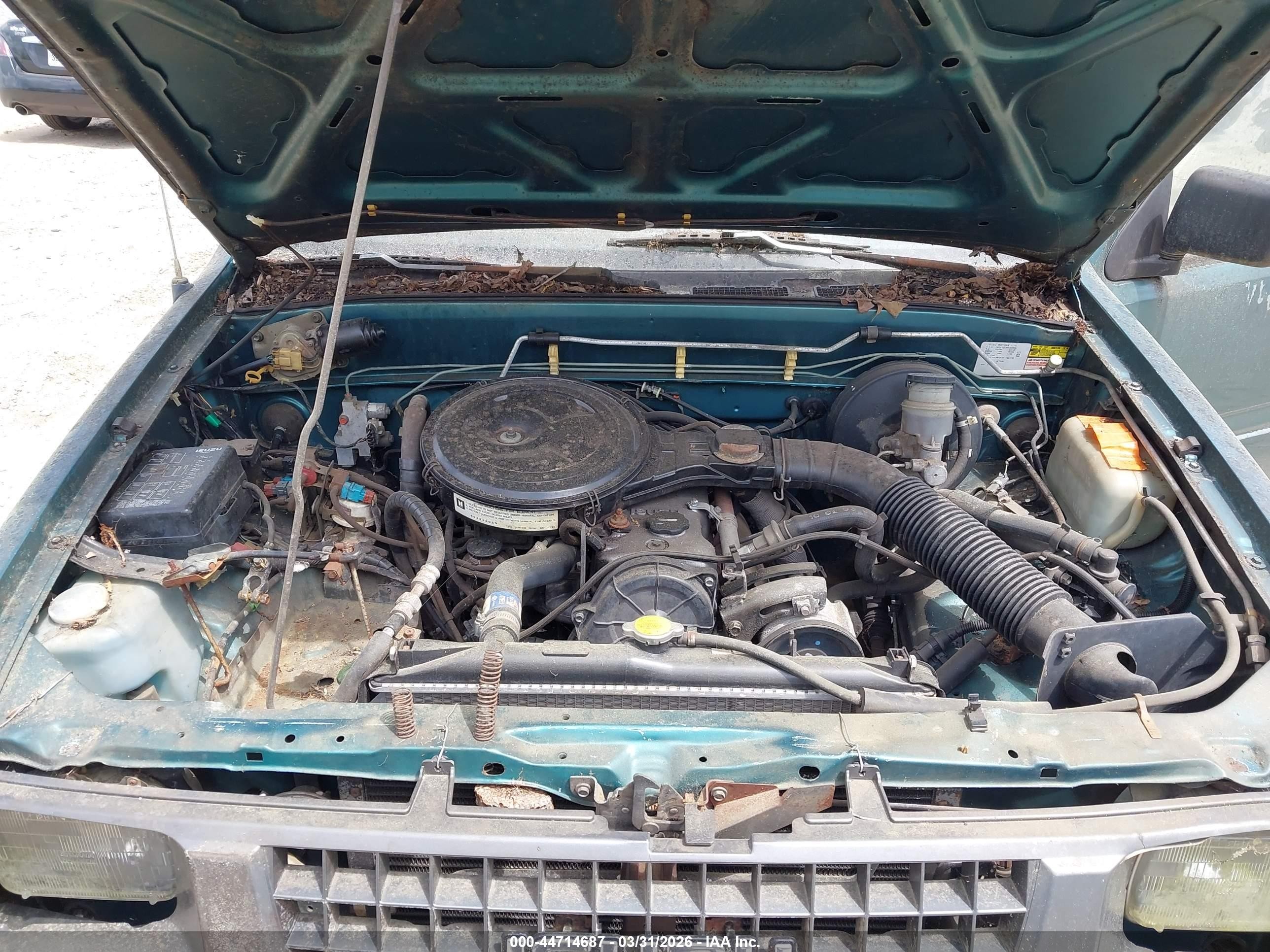 1994 Isuzu Conventional Short Wheelbase Green vin: 4S1CL11L2R4200850