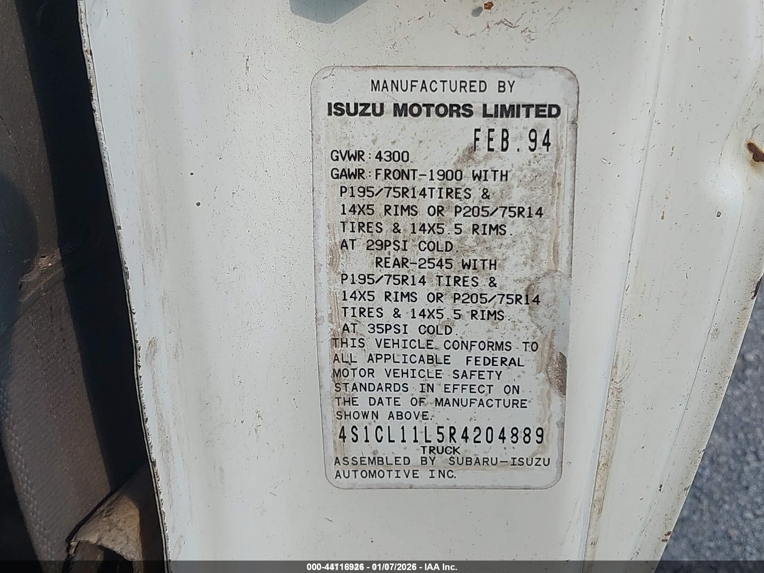 1994 Isuzu Conventional Short Wheelbase White vin: 4S1CL11L5R4204889