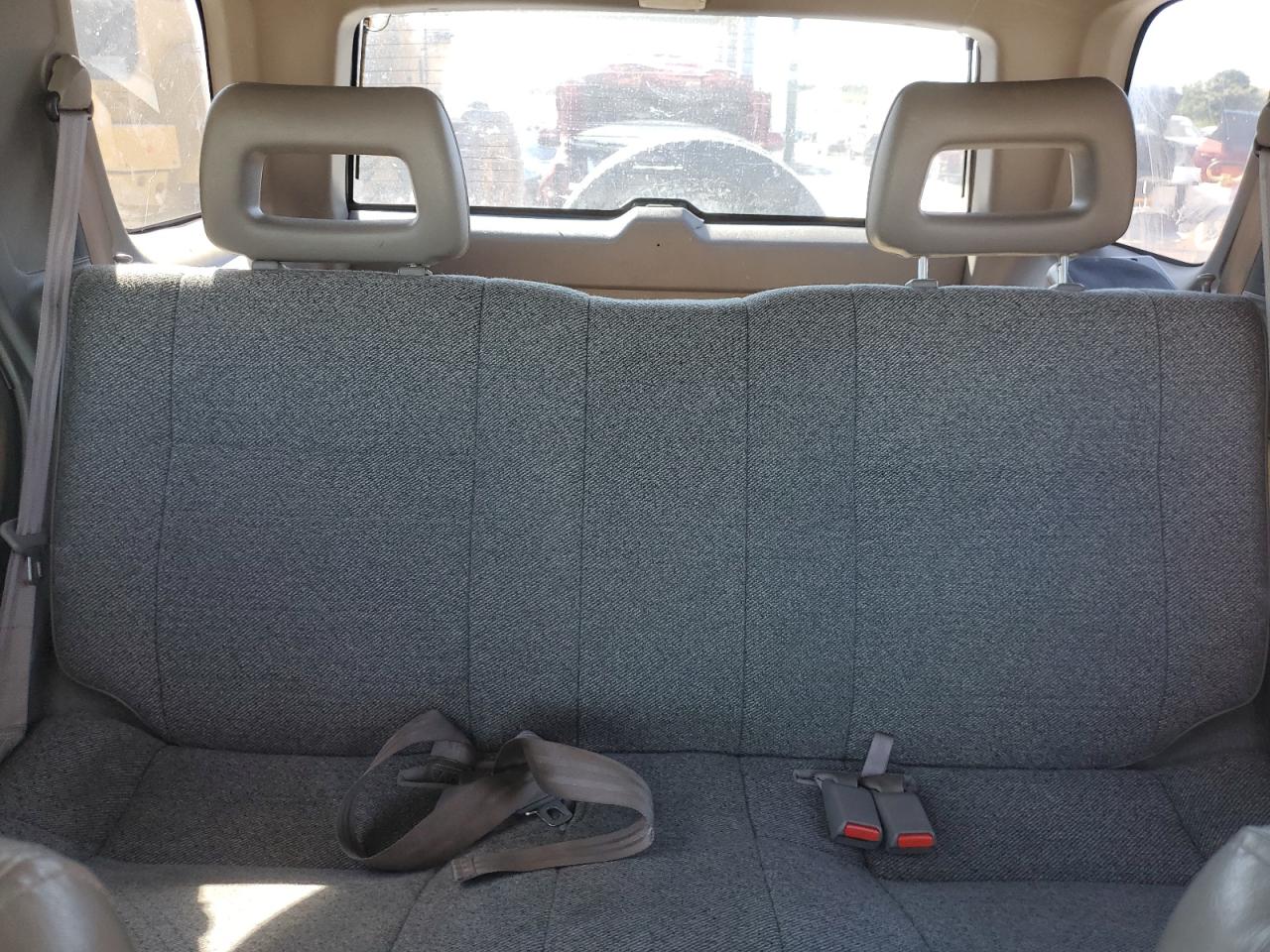 1995 Isuzu Rodeo S White vin: 4S2CG58V2S4308499