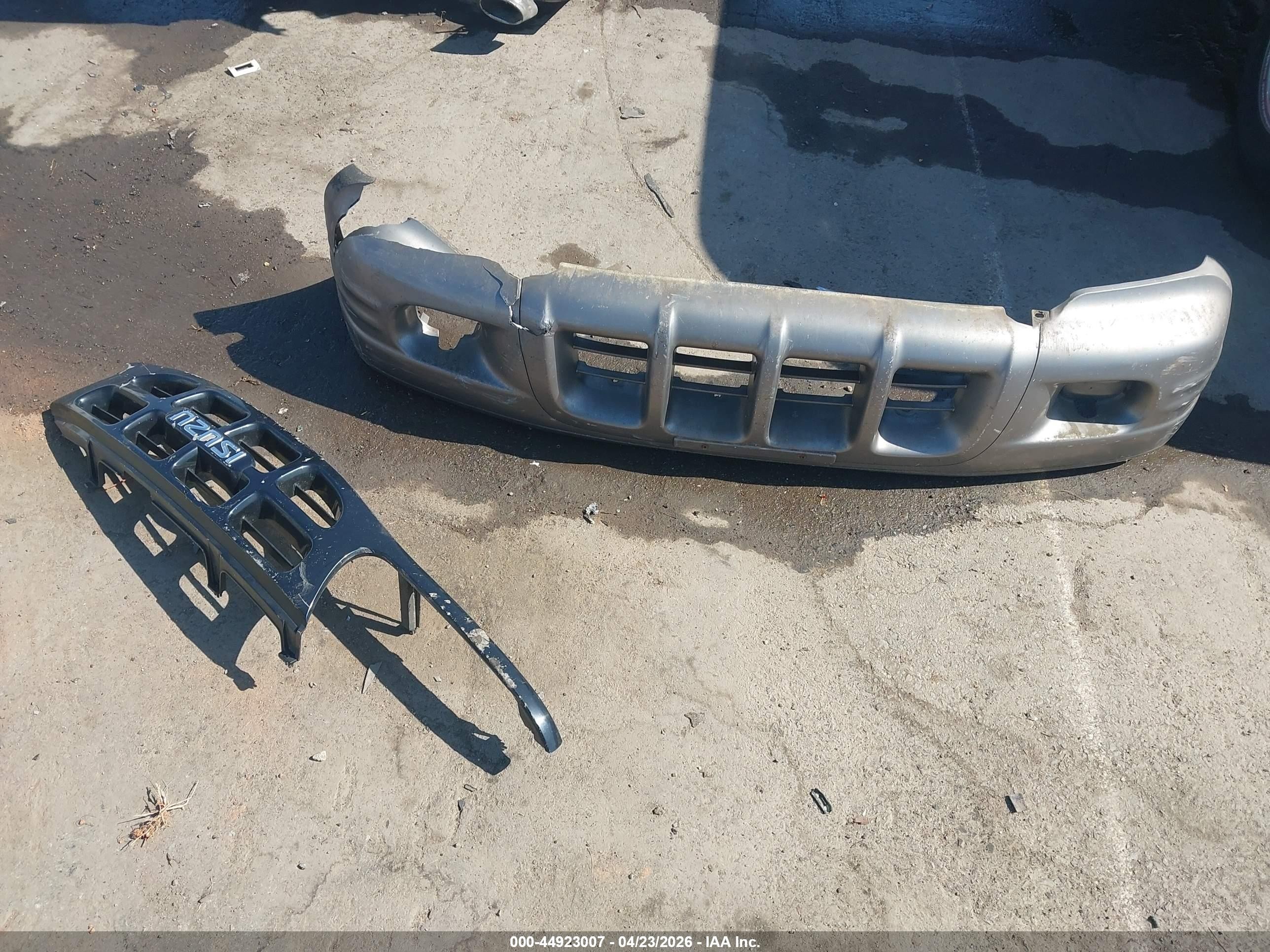 2000 Isuzu Rodeo S 2.2l Black vin: 4S2CK58D3Y4307277