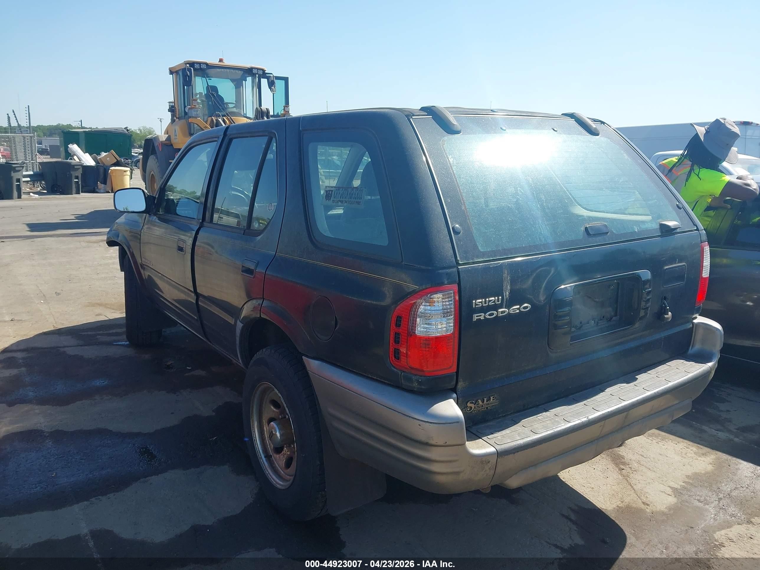 2000 Isuzu Rodeo S 2.2l Black vin: 4S2CK58D3Y4307277