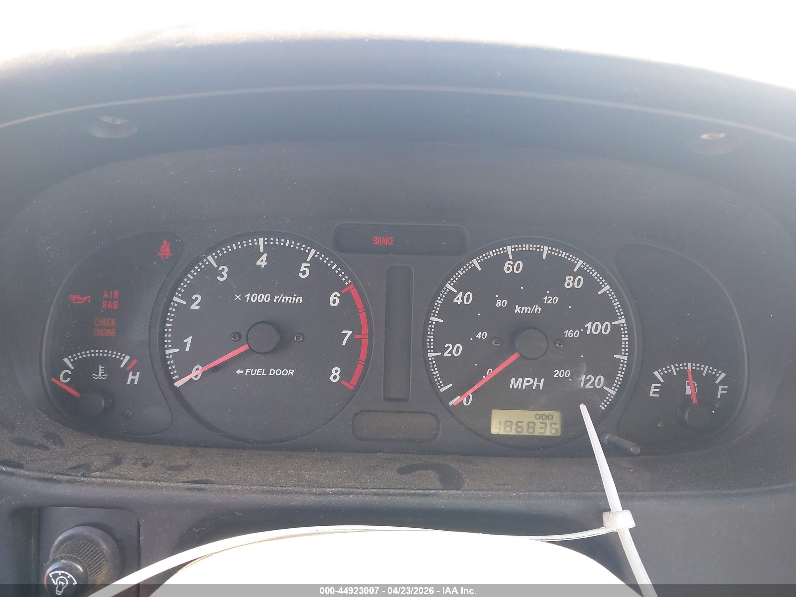 2000 Isuzu Rodeo S 2.2l Black vin: 4S2CK58D3Y4307277