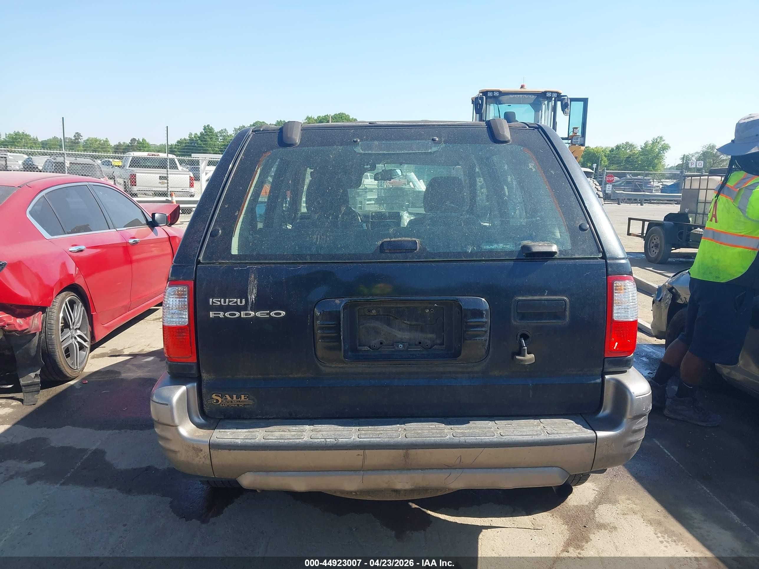 2000 Isuzu Rodeo S 2.2l Black vin: 4S2CK58D3Y4307277