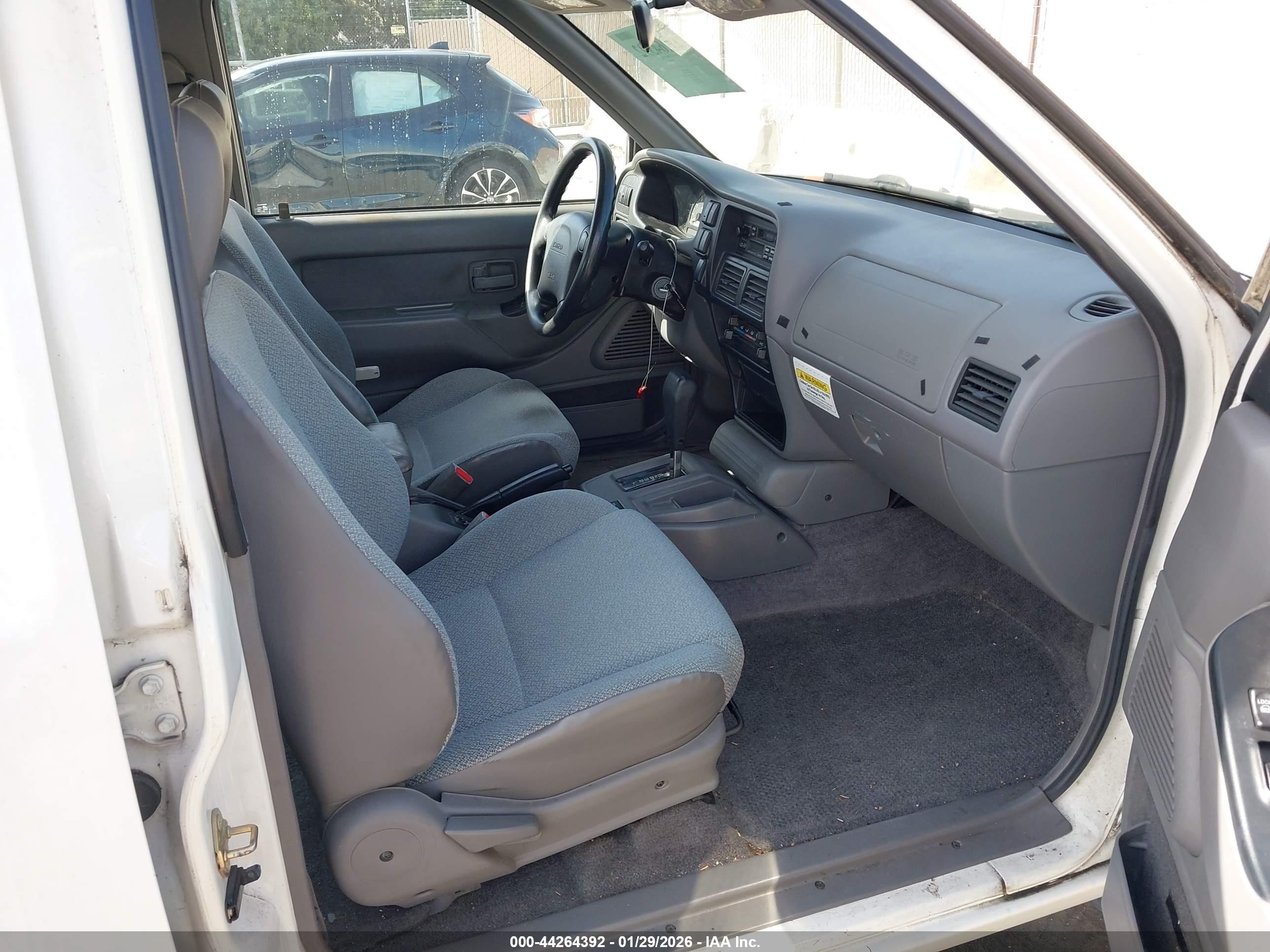 1997 Isuzu Rodeo Ls 3.2l/s 3.2l White vin: 4S2CK58V5V4339488