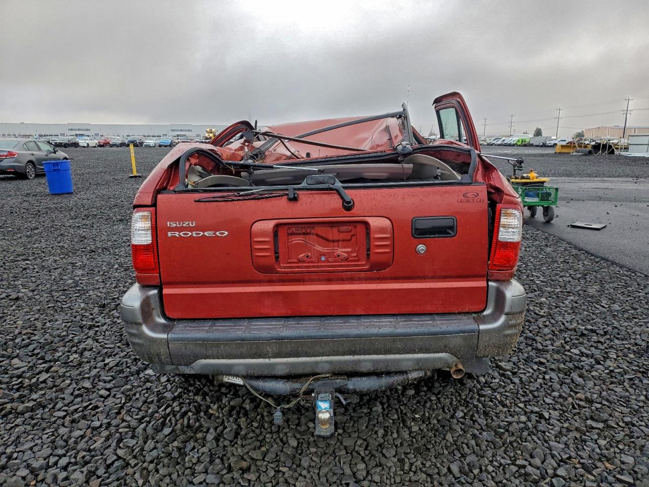 2001 Isuzu Rodeo S Red vin: 4S2CK58W114345629