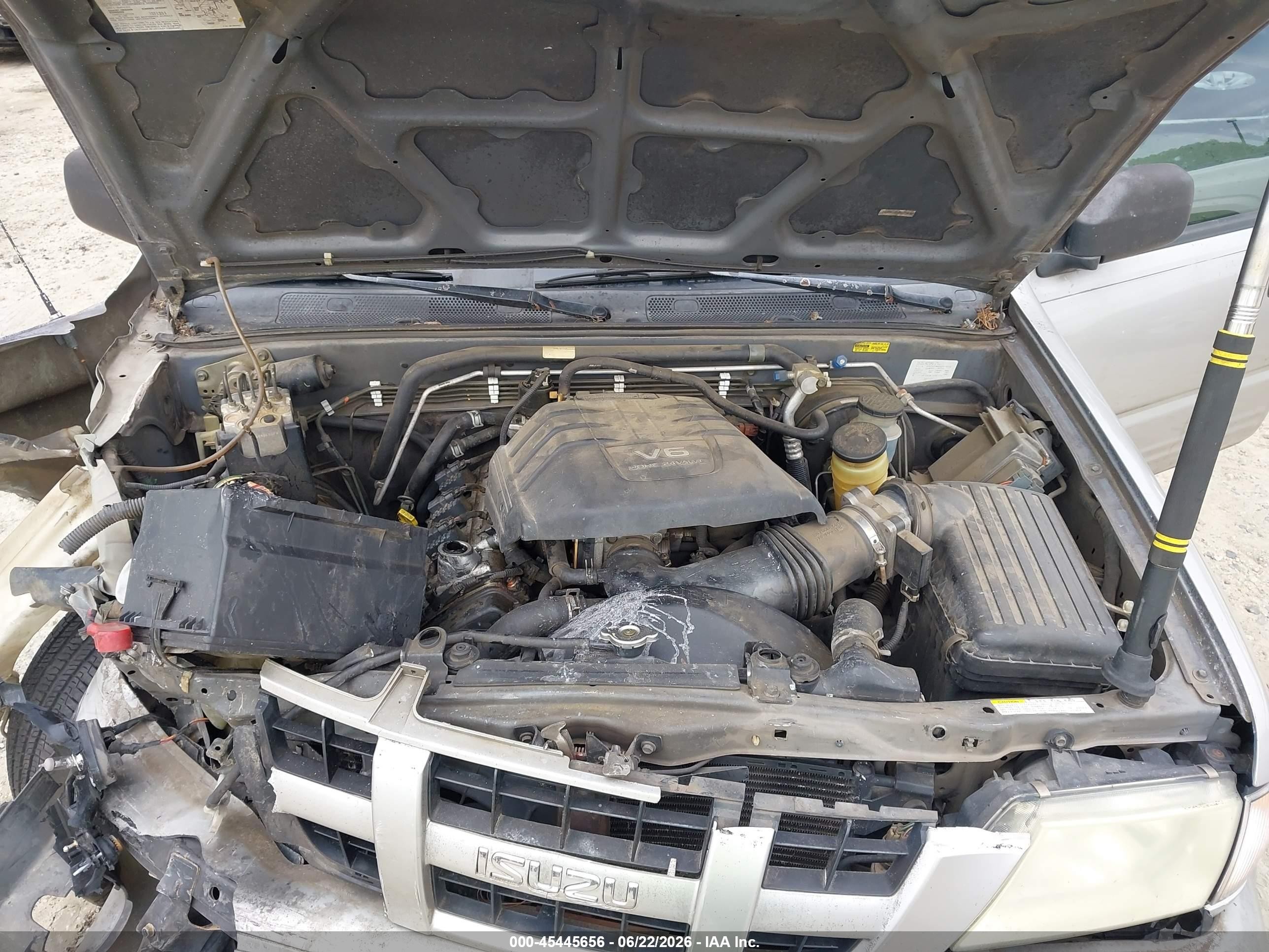 2004 Isuzu Rodeo S 3.2l V6 Gray vin: 4S2CK58W244315012