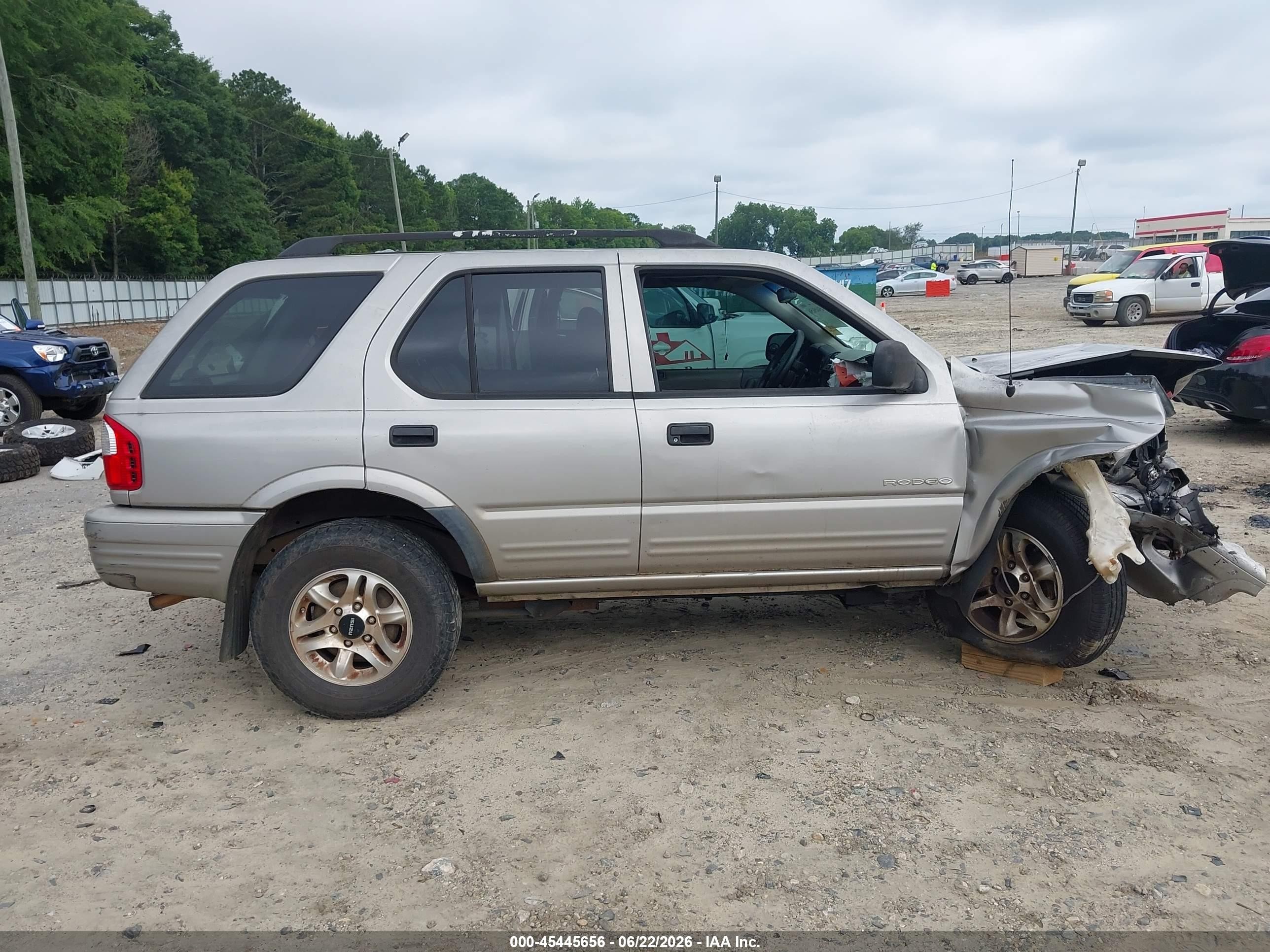 2004 Isuzu Rodeo S 3.2l V6 Gray vin: 4S2CK58W244315012