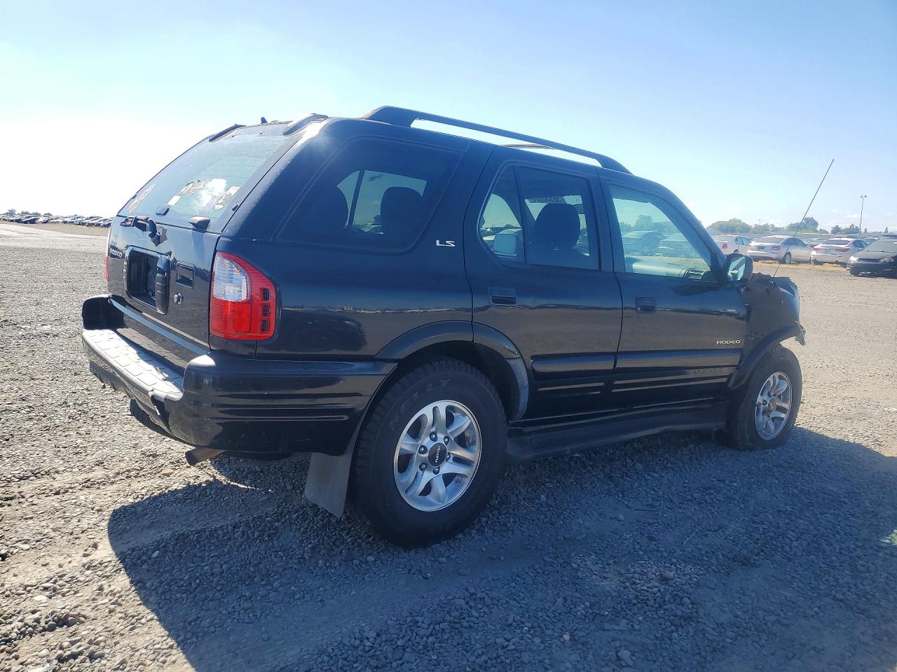 2002 Isuzu Rodeo S Black vin: 4S2CK58W324335881