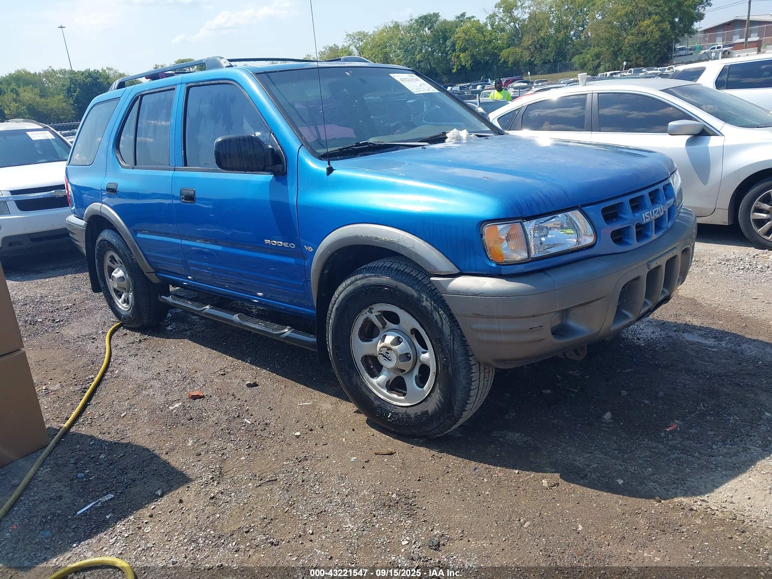 2001 Isuzu Rodeo   Синий vin: 4S2CK58W414313063