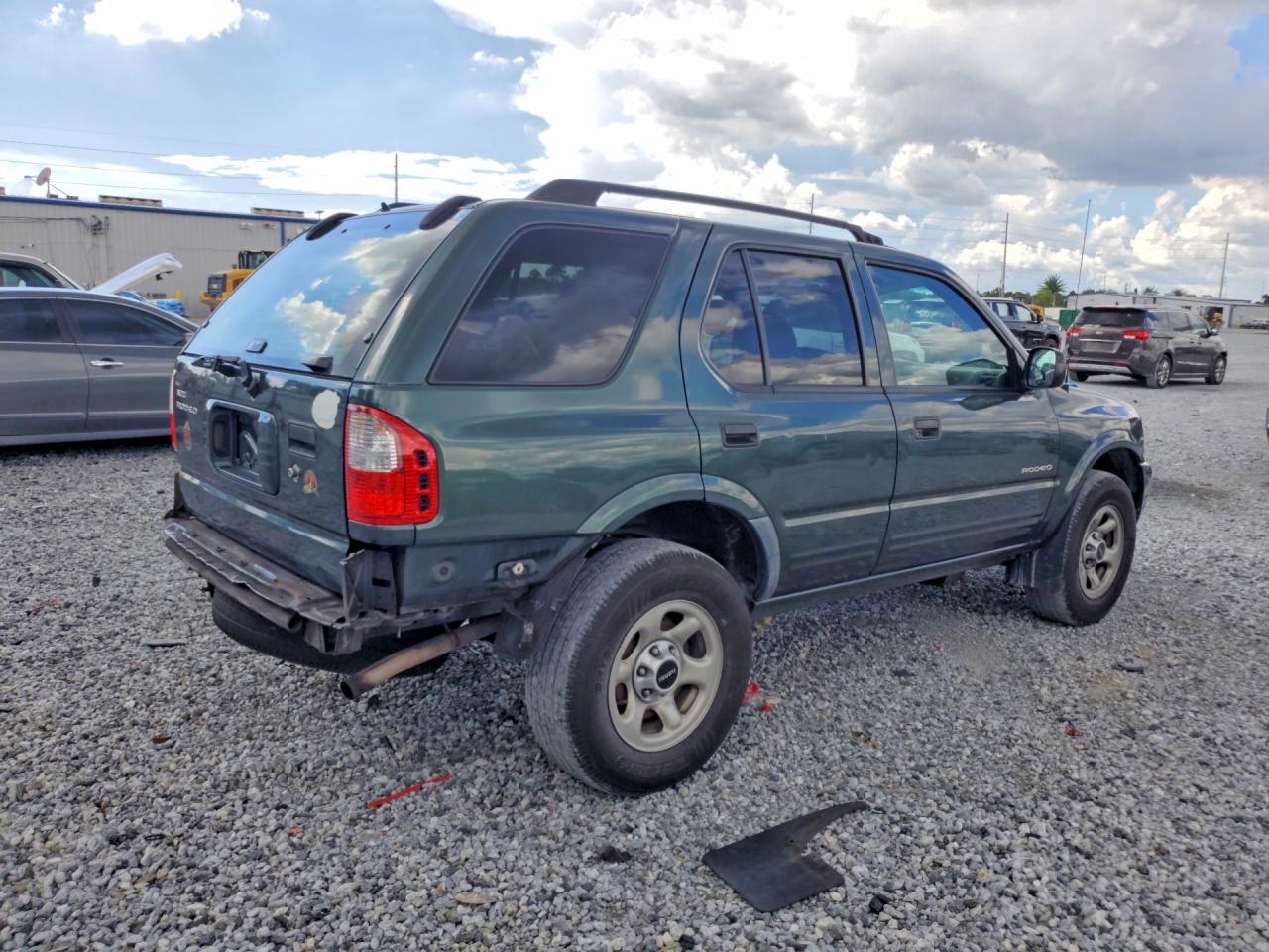 2003 Isuzu Rodeo S Green vin: 4S2CK58W634303878
