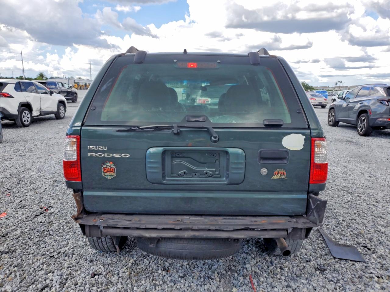 2003 Isuzu Rodeo S Green vin: 4S2CK58W634303878