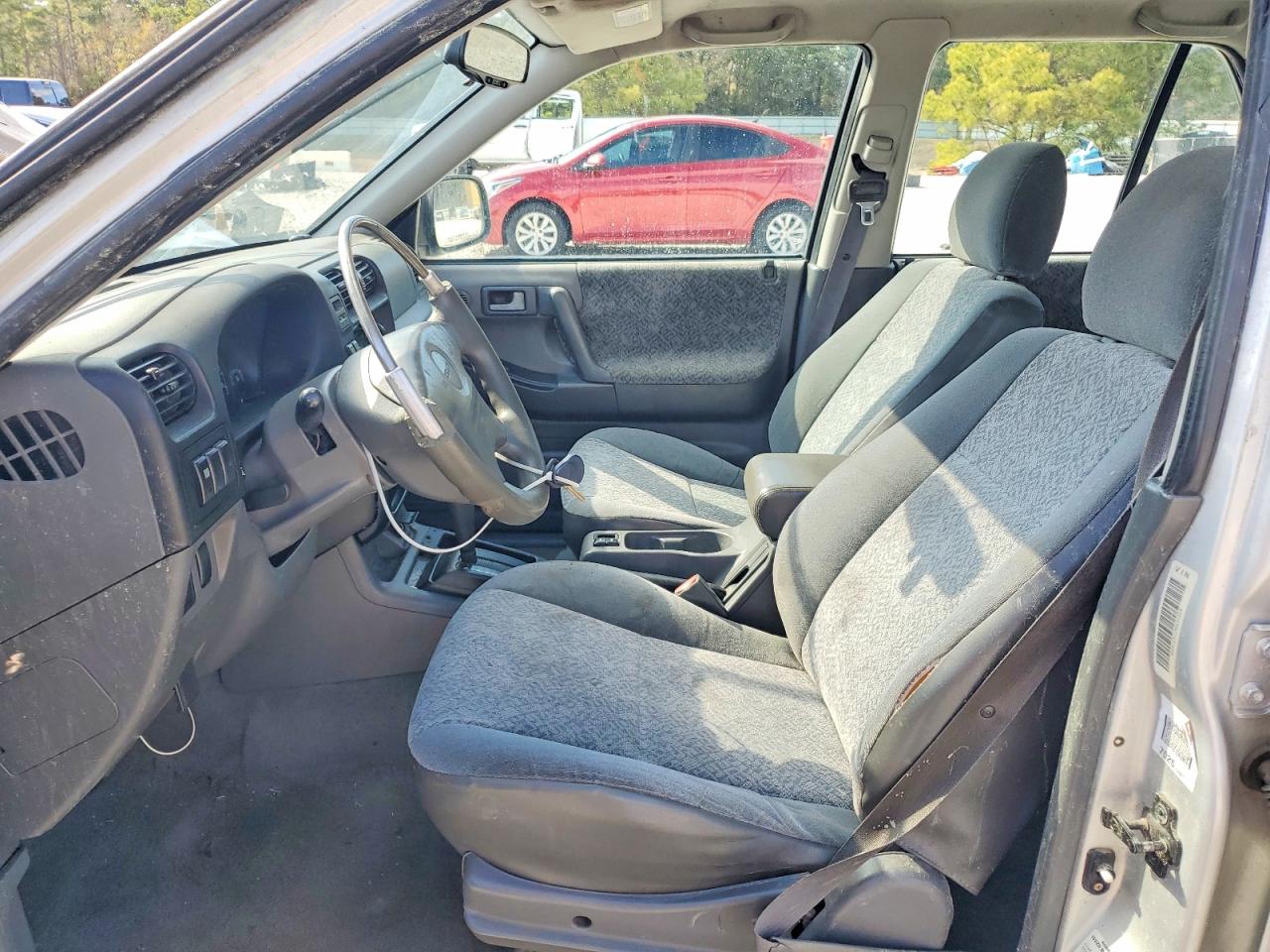 2001 Isuzu Rodeo S Серебряный vin: 4S2CK58W714314806