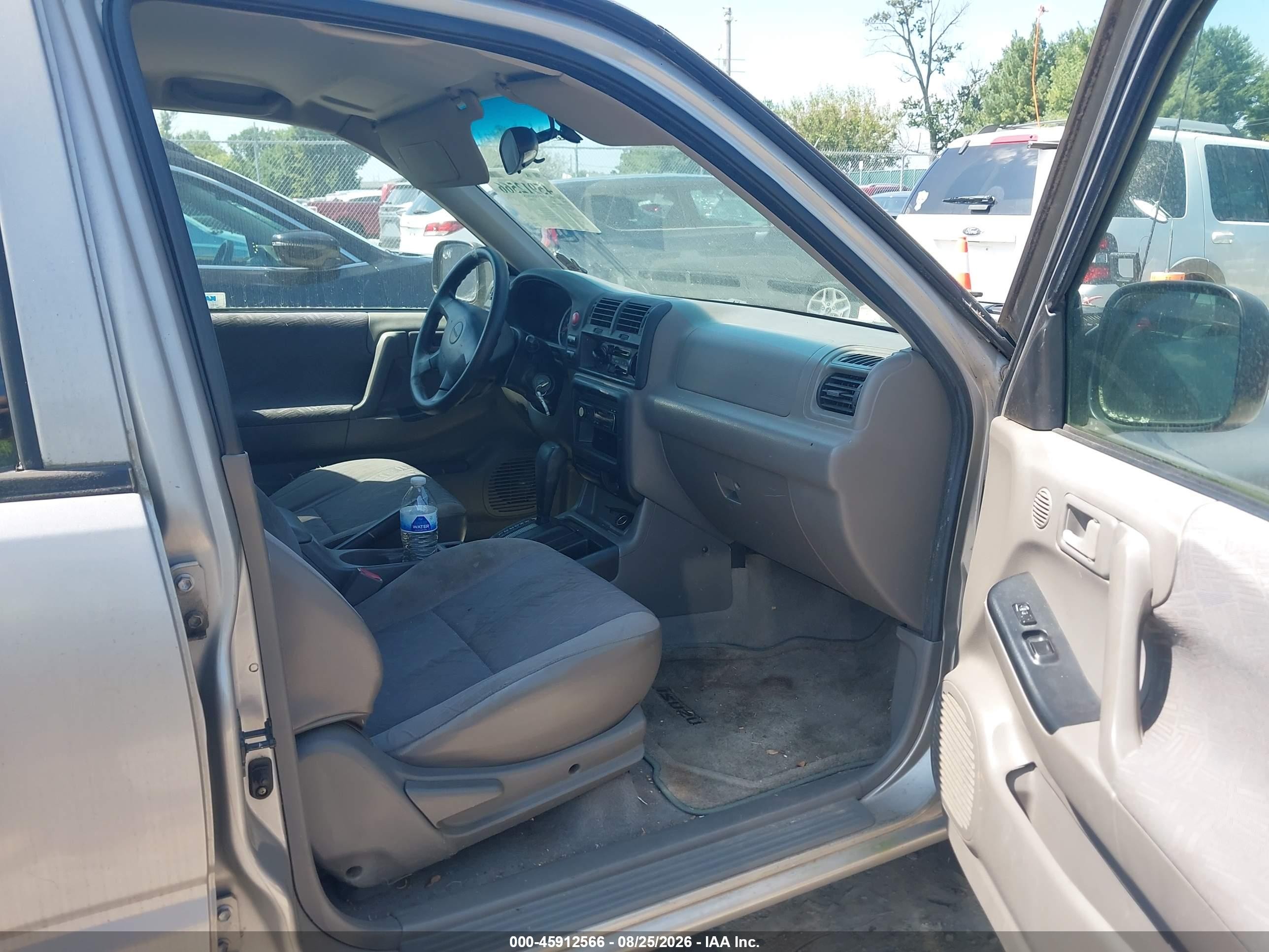 2004 Isuzu Rodeo S 3.2l V6 Gold vin: 4S2CK58W944309644