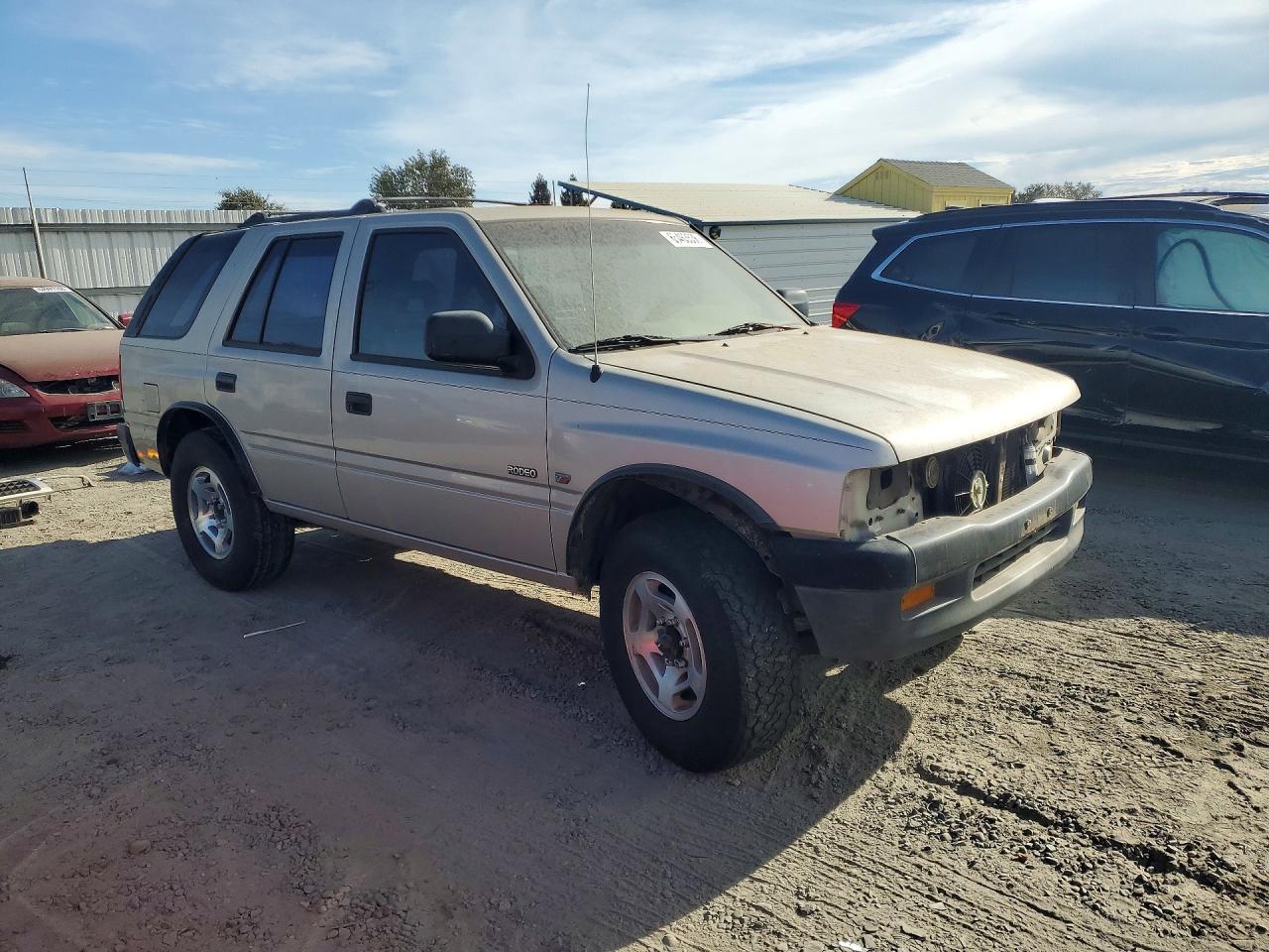 1997 Isuzu Rodeo S Silver vin: 4S2CM58V5V4344300