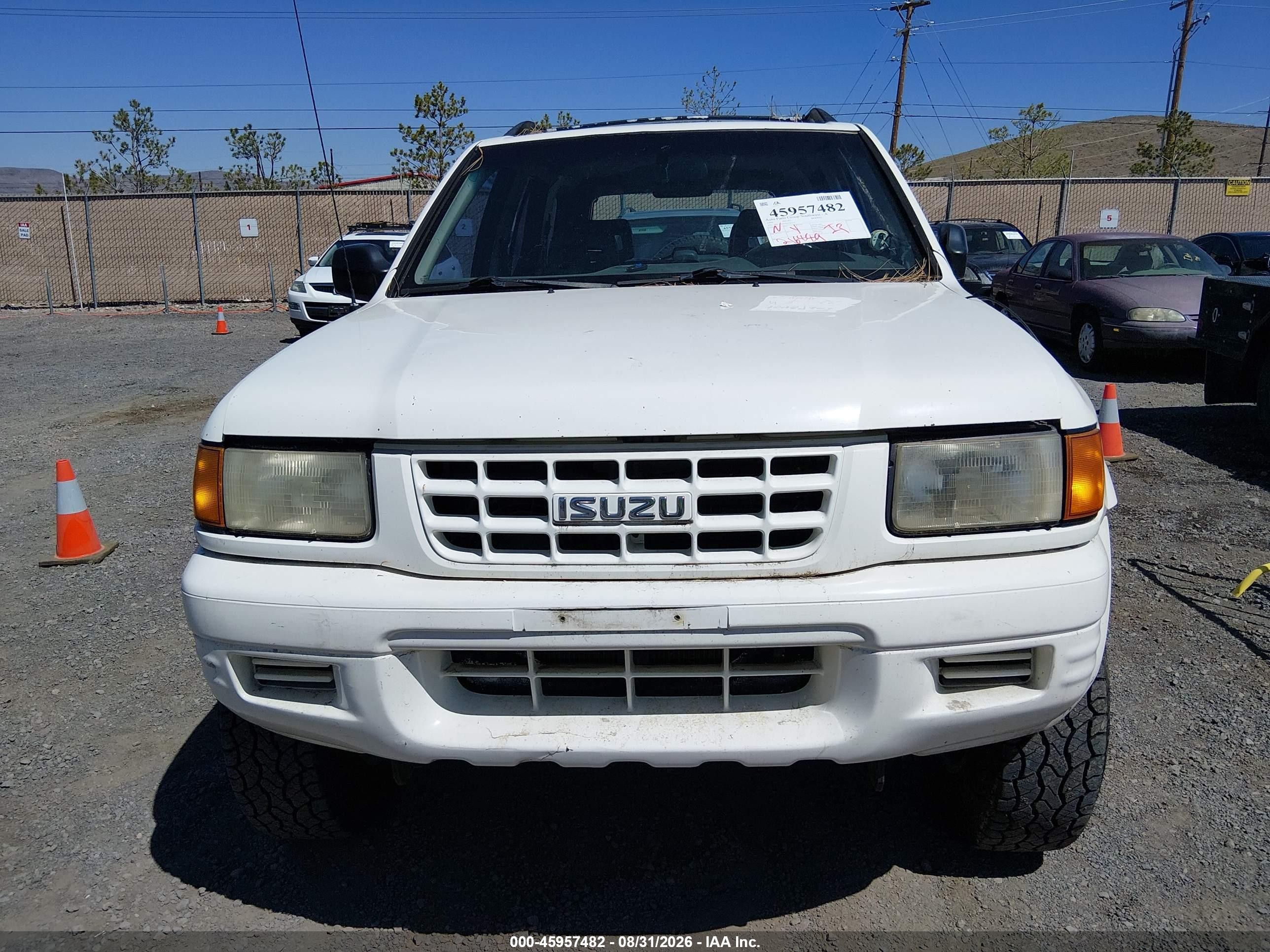 1999 Isuzu Rodeo Ls/lse/s White vin: 4S2CM58WXX4361122