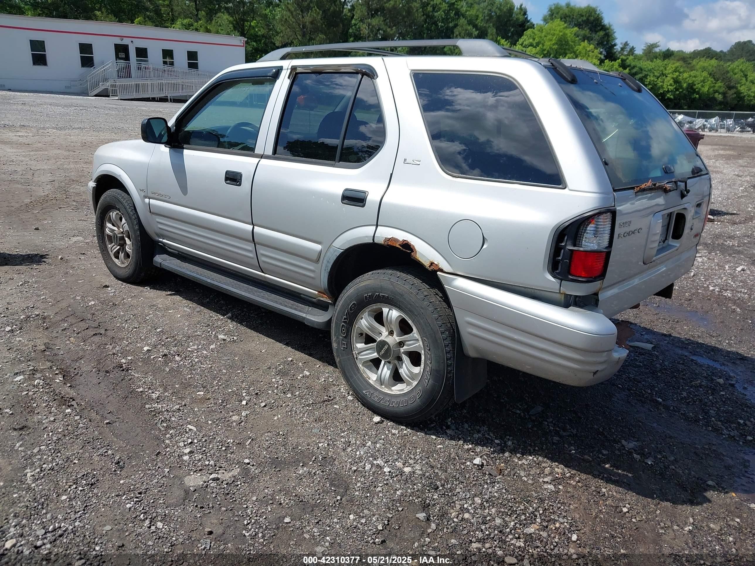 2001 Isuzu Rodeo Ls 3.2l/ls 3.2l V6/lse 3.2l V6/s/s 3.2l V6 Серебряный vin: 4S2DM58W214332354