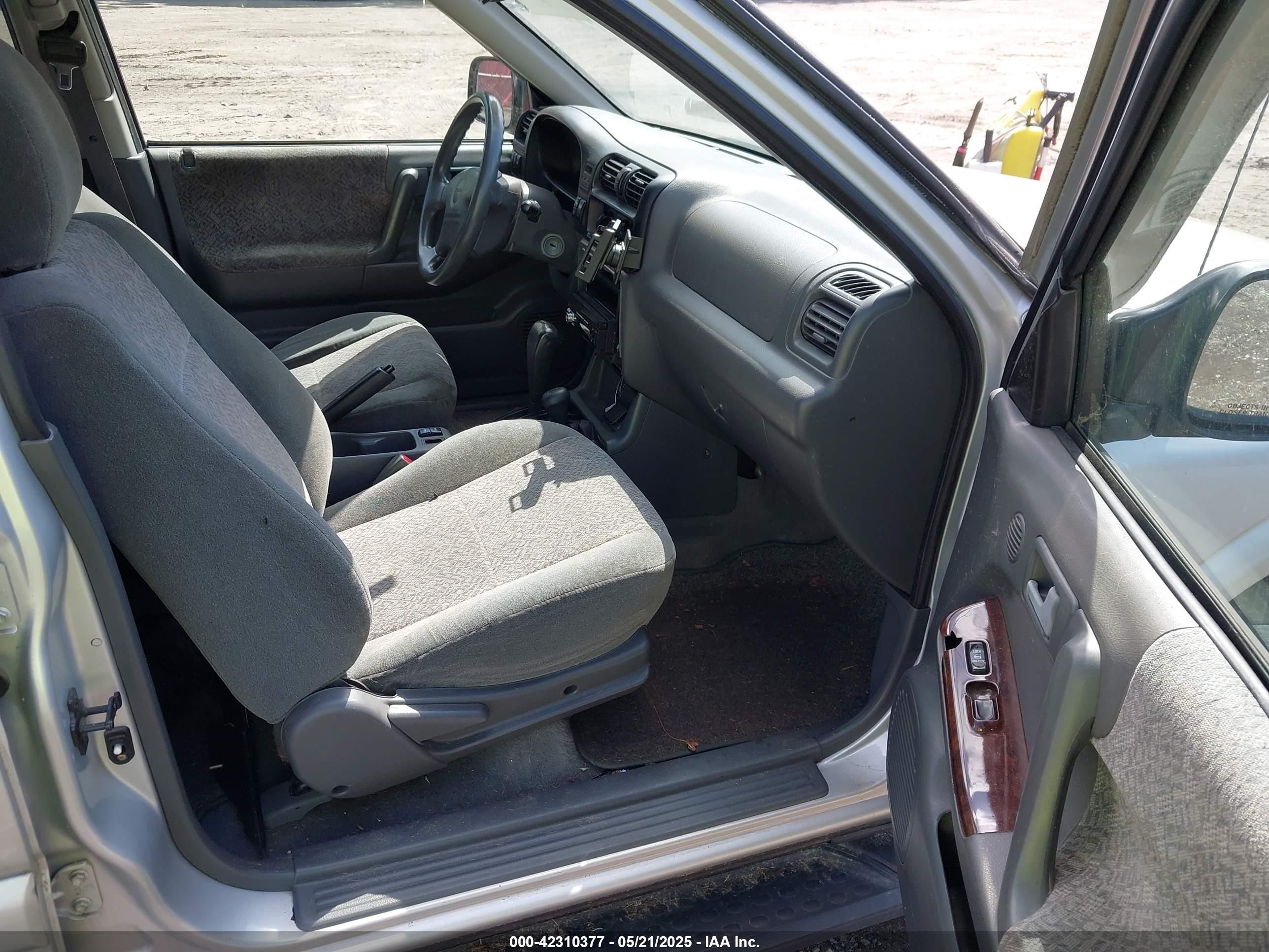 2001 Isuzu Rodeo Ls 3.2l/ls 3.2l V6/lse 3.2l V6/s/s 3.2l V6 Серебряный vin: 4S2DM58W214332354