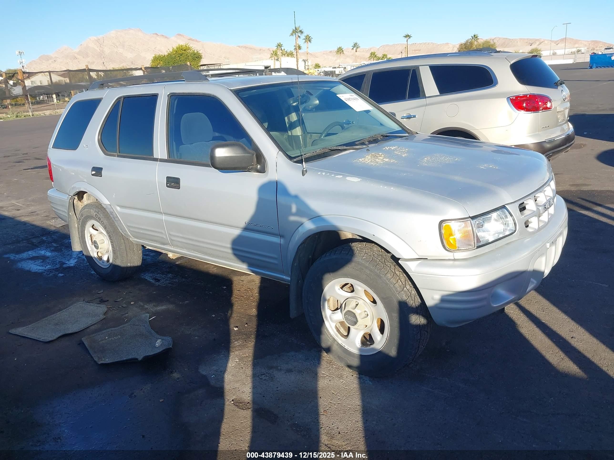 2001 Isuzu Rodeo Ls 3.2l/ls 3.2l V6/lse 3.2l V6/s/s 3.2l V6 Серебряный vin: 4S2DM58W314355030
