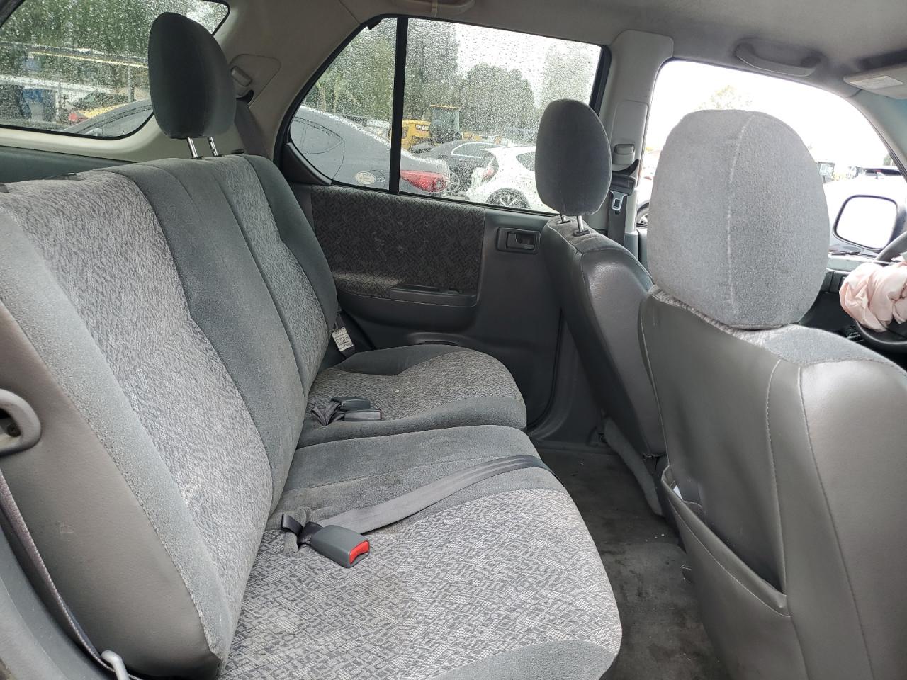 2002 Isuzu Rodeo Black vin: 4S2DM58W424304881