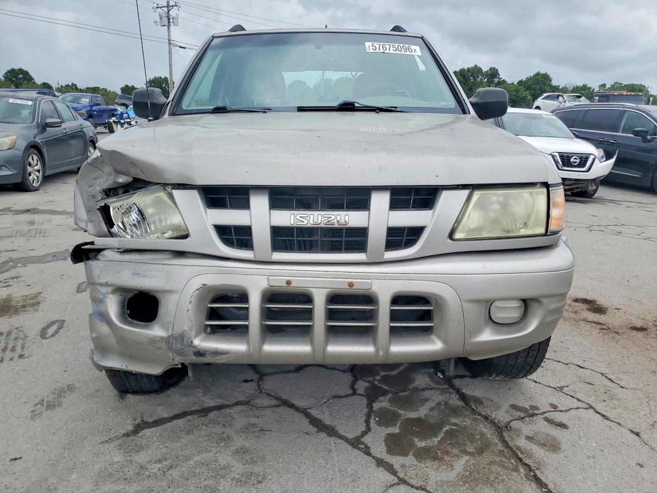 2004 Isuzu Rodeo S Silver vin: 4S2DM58W444315544