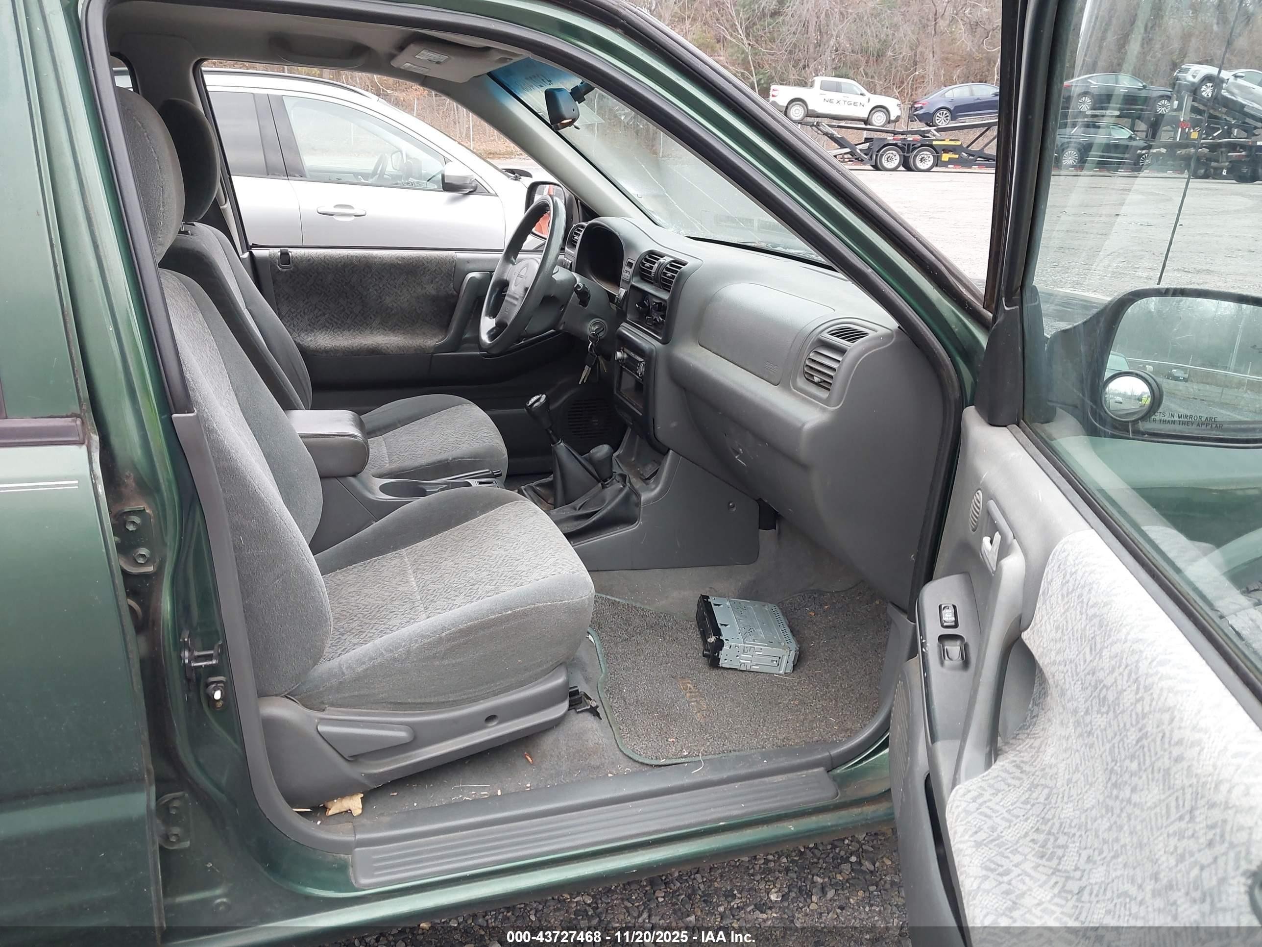 2001 Isuzu Rodeo Ls 3.2l/ls 3.2l V6/lse 3.2l V6/s/s 3.2l V6 Green vin: 4S2DM58W614303035