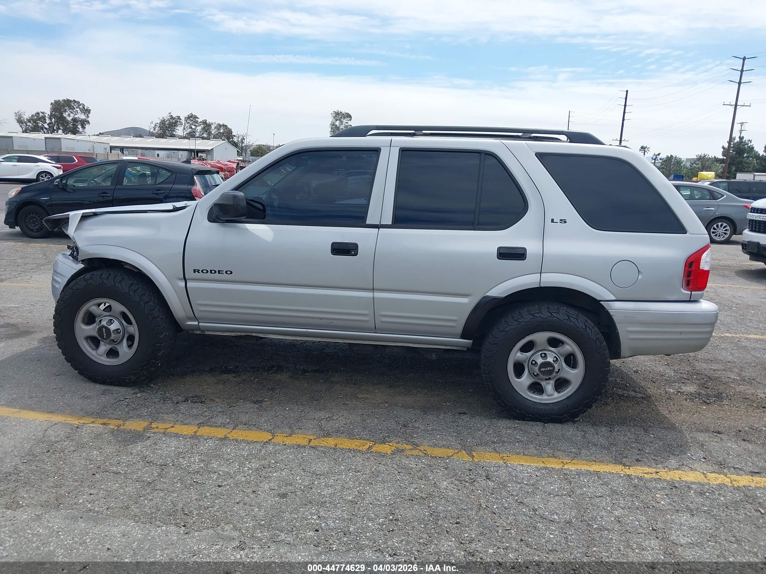 2001 Isuzu Rodeo Ls 3.2l/ls 3.2l V6/lse 3.2l V6/s/s 3.2l V6 Silver vin: 4S2DM58W614343650