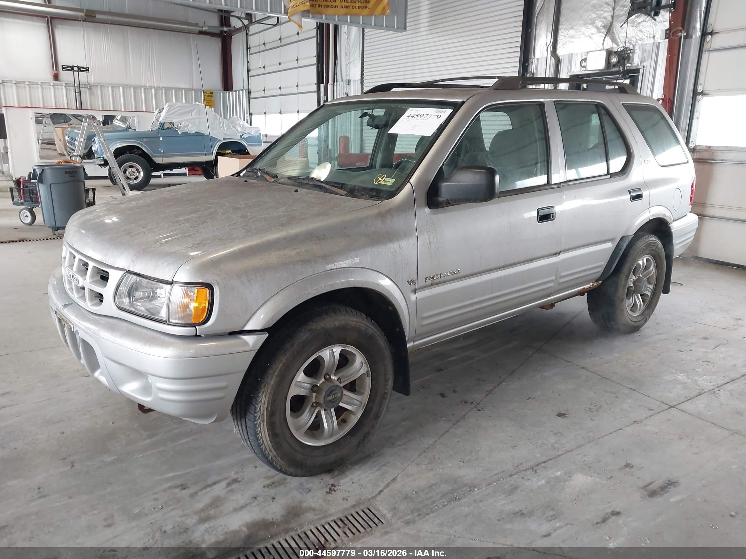 2000 Isuzu Rodeo Ls/lse/s Silver vin: 4S2DM58W8Y4325323